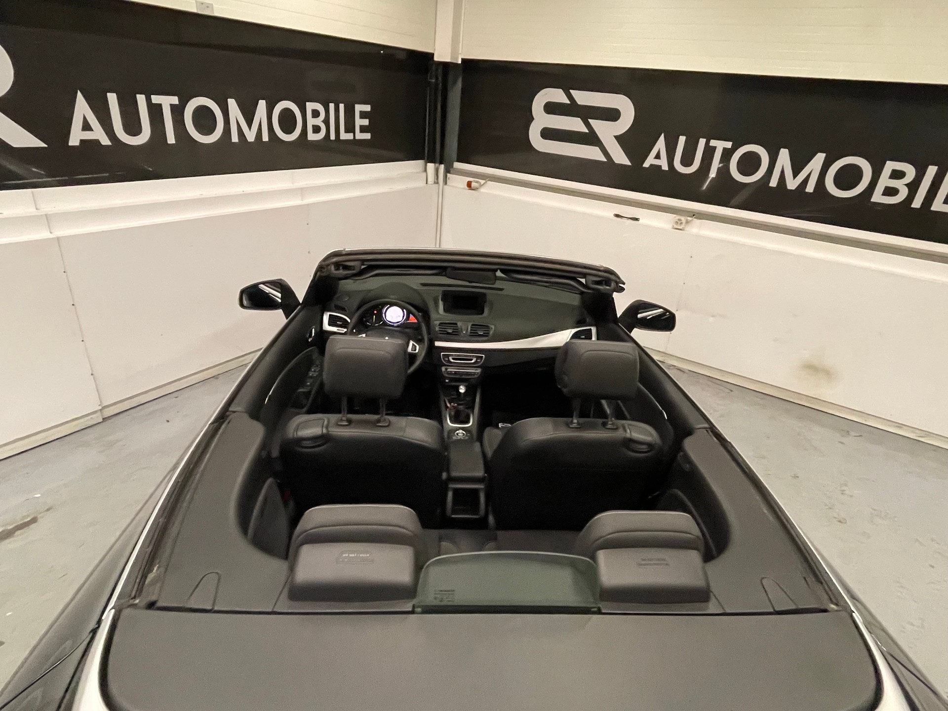 RENAULT Mégane CC 1.4 16V Turbo Dynamique-image-8