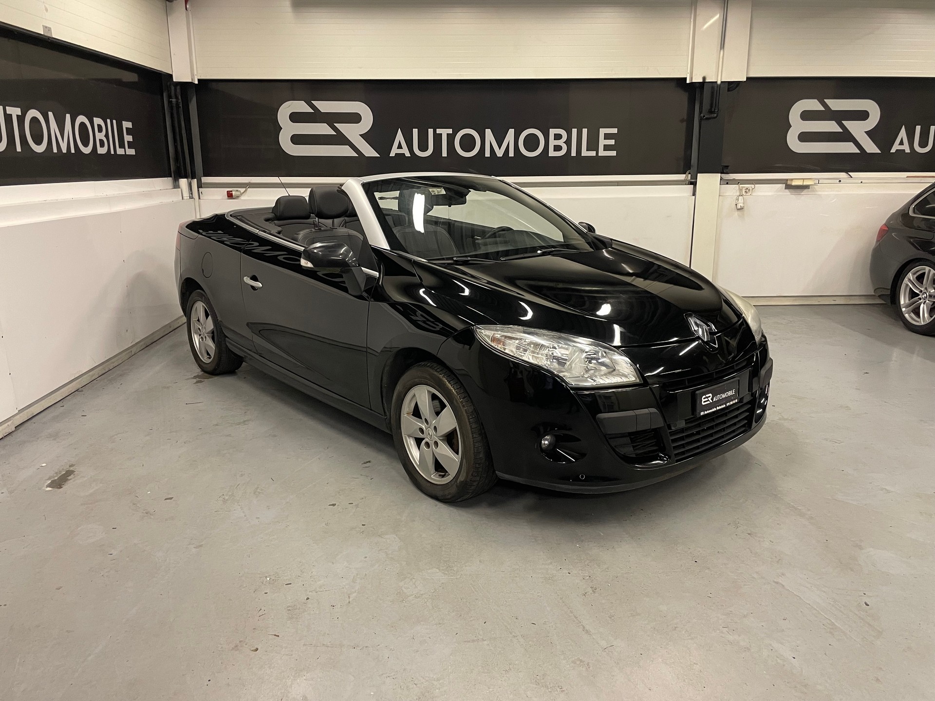 RENAULT Mégane CC 1.4 16V Turbo Dynamique-image-1