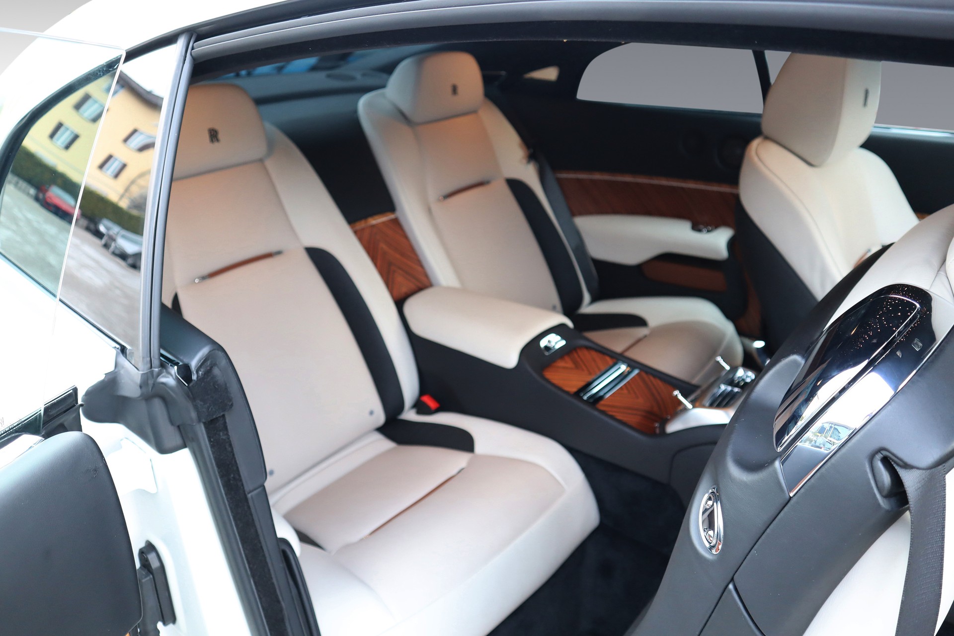 ROLLS-ROYCE Wraith 6.6 V12-image-12