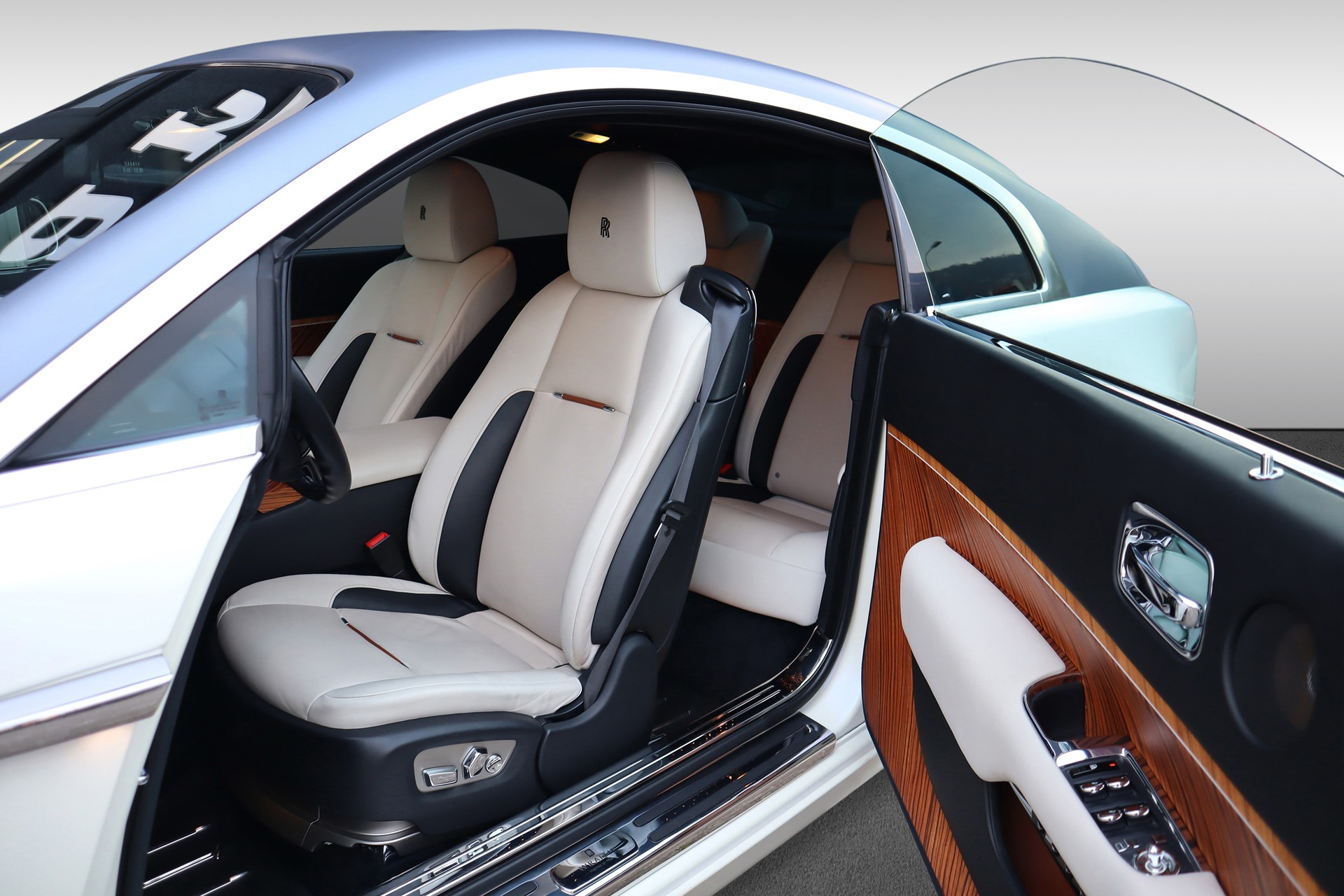 ROLLS-ROYCE Wraith 6.6 V12-image-11