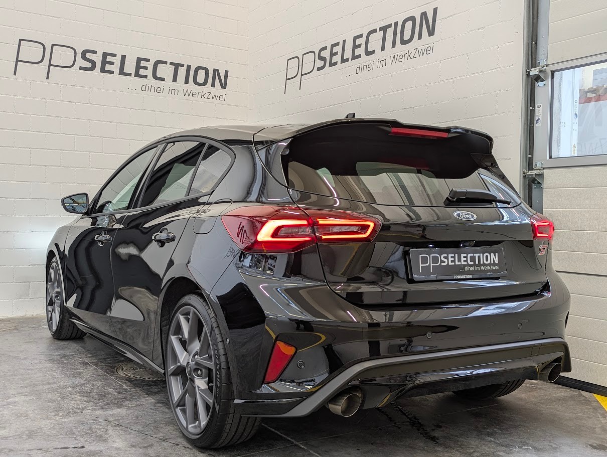 FORD Focus 2.3 EcoB ST X 6-Gang Hand *NEUWAGEN MIT TAGESZUL. 5J GAR B&O NAVI HEAD-UP PIXEL-LED ASSISTS*-image-31