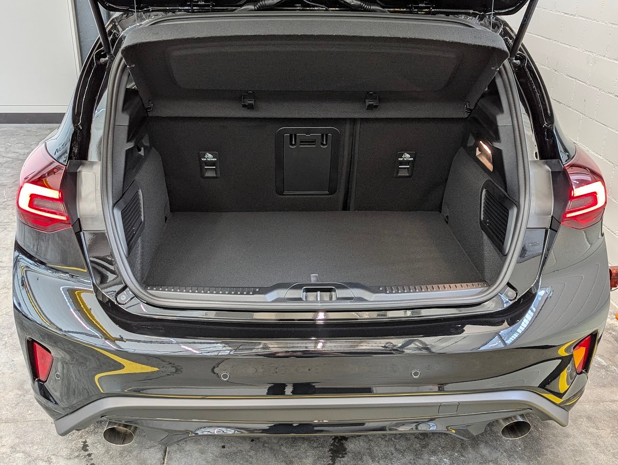 FORD Focus 2.3 EcoB ST X 6-Gang Hand *NEUWAGEN MIT TAGESZUL. 5J GAR B&O NAVI HEAD-UP PIXEL-LED ASSISTS*-image-30