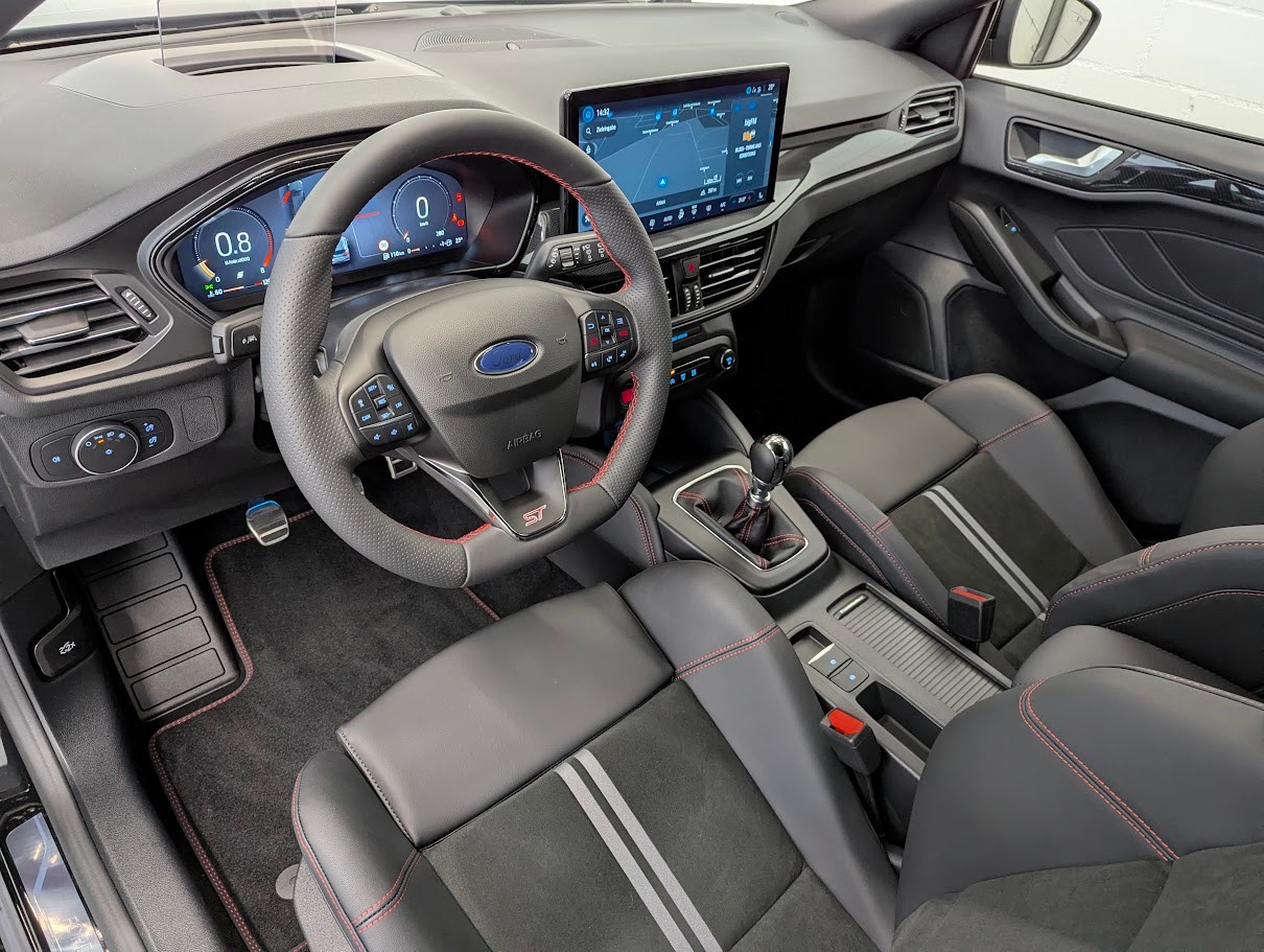 FORD Focus 2.3 EcoB ST X 6-Gang Hand *NEUWAGEN MIT TAGESZUL. 5J GAR B&O NAVI HEAD-UP PIXEL-LED ASSISTS*-image-4