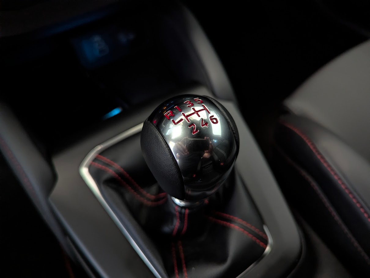 FORD Focus 2.3 EcoB ST X 6-Gang Hand *NEUWAGEN MIT TAGESZUL. 5J GAR B&O NAVI HEAD-UP PIXEL-LED ASSISTS*-image-25