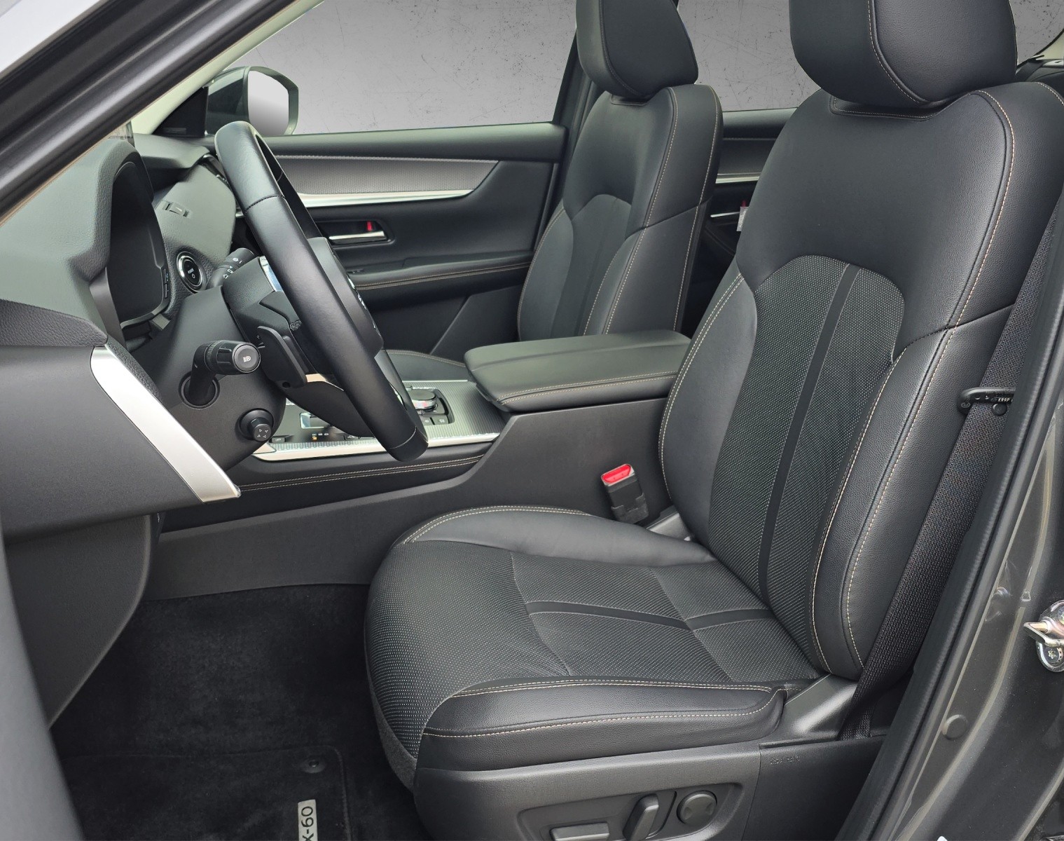 MAZDA CX-60 e-Skyactiv PHEV 327 AWD Homura mit AHK-image-2
