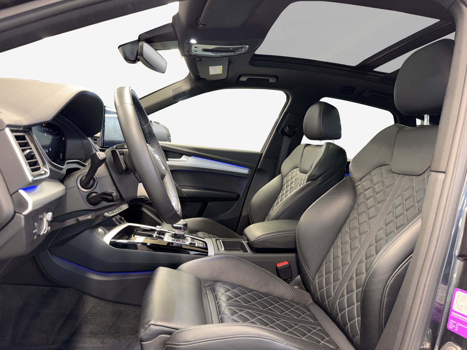 AUDI Q5 40 TDI Black Edition quattro S-tronic-image-7