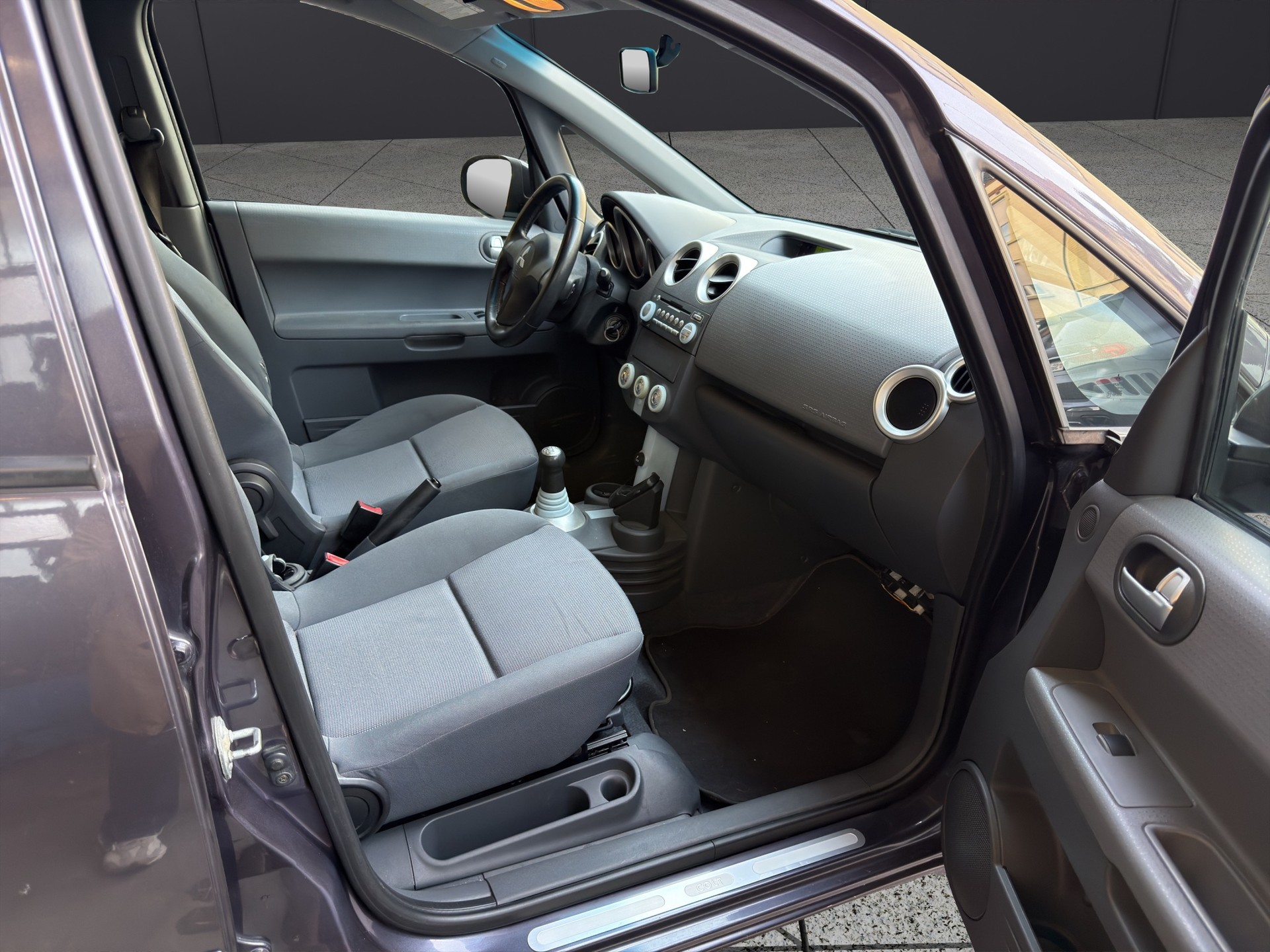 MITSUBISHI Colt 1.5 16V Instyle-image-7