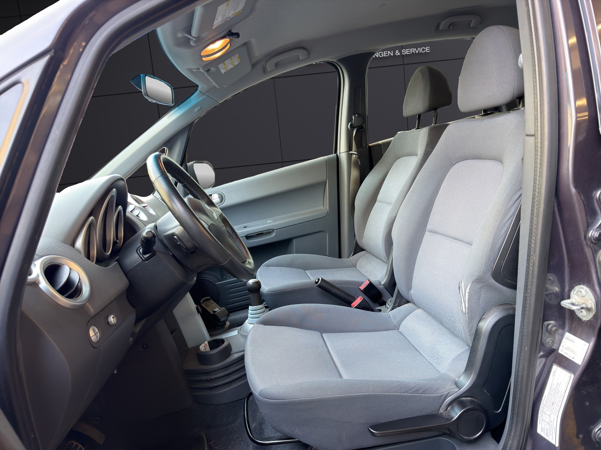 MITSUBISHI Colt 1.5 16V Instyle-image-8