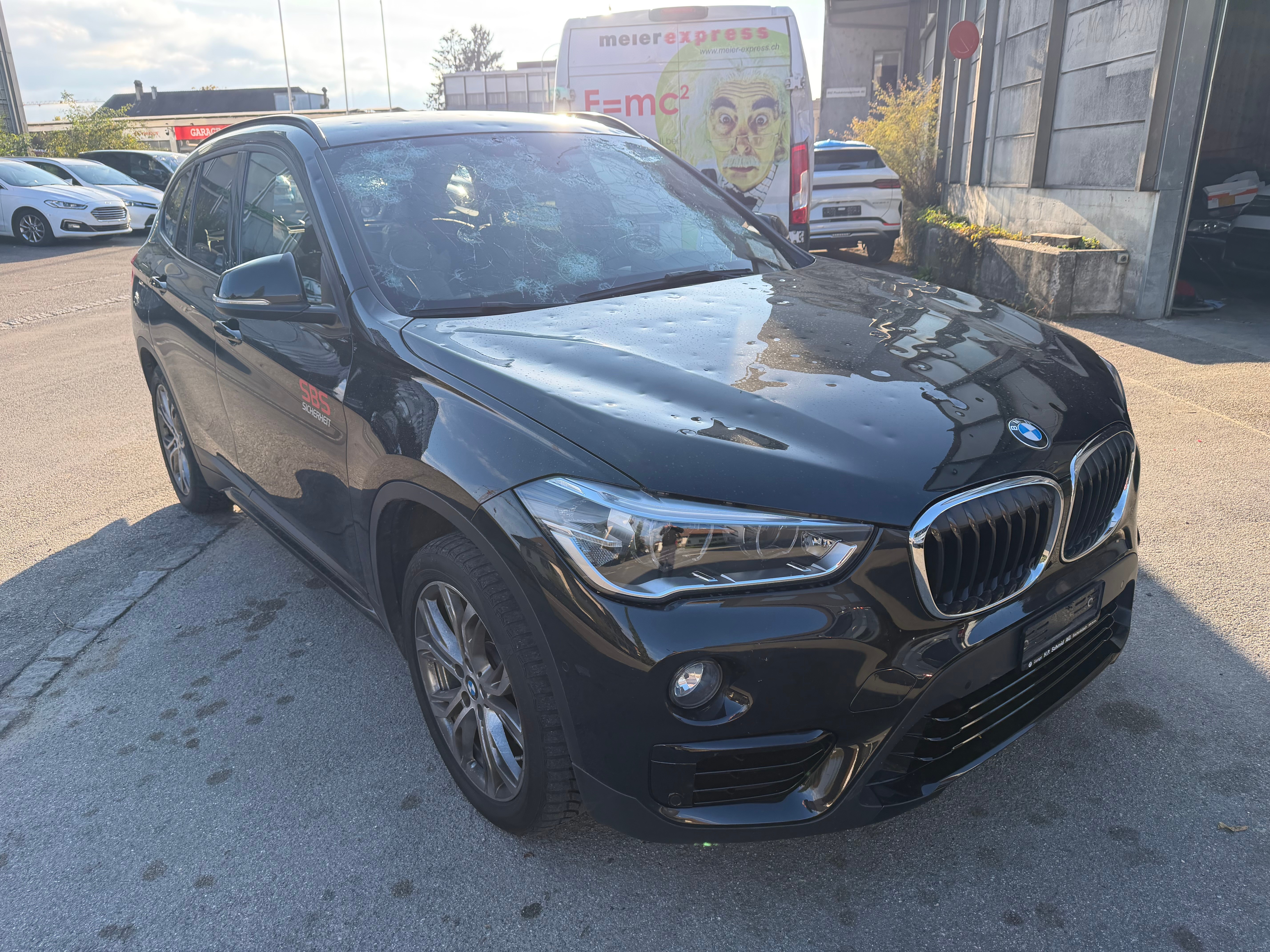 Car photo
