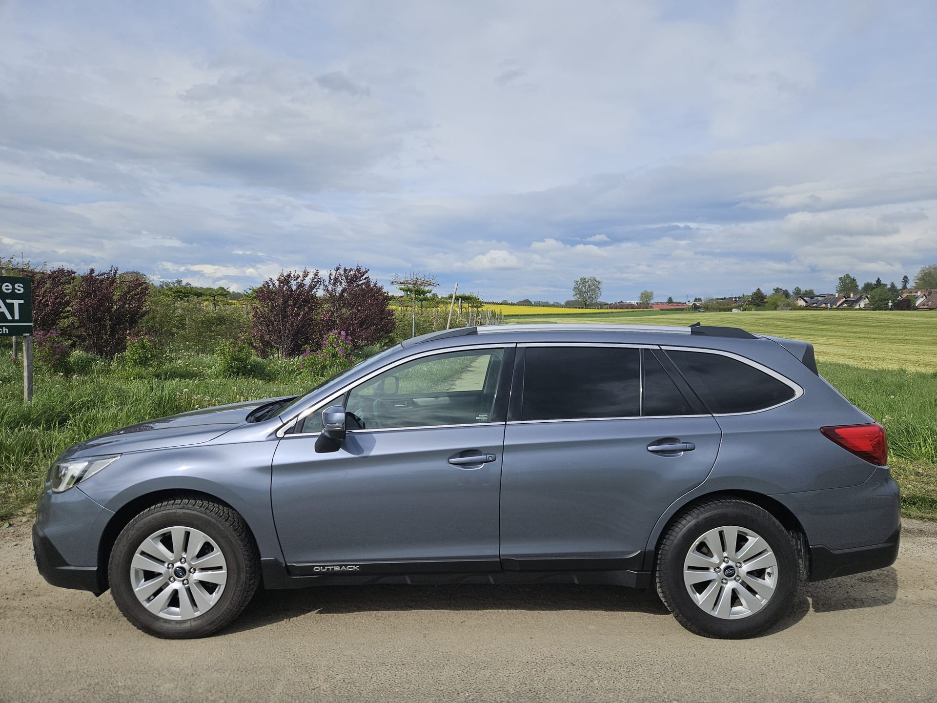 SUBARU Outback Legacy 2.0D Swiss AWD Automat.-showroom-element-3