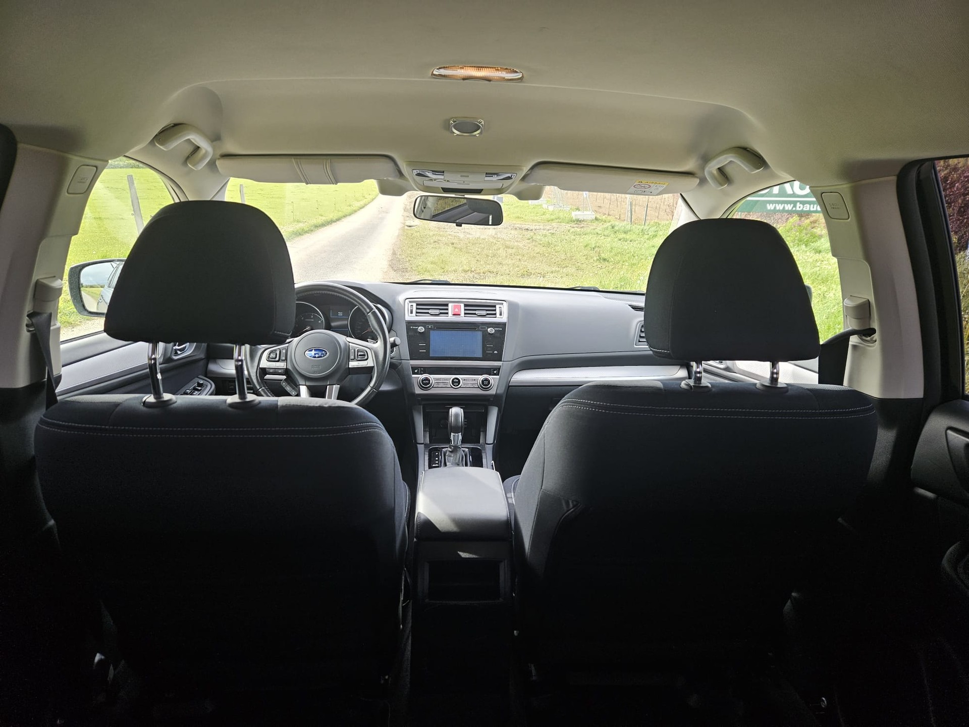 SUBARU Outback Legacy 2.0D Swiss AWD Automat.-image-10