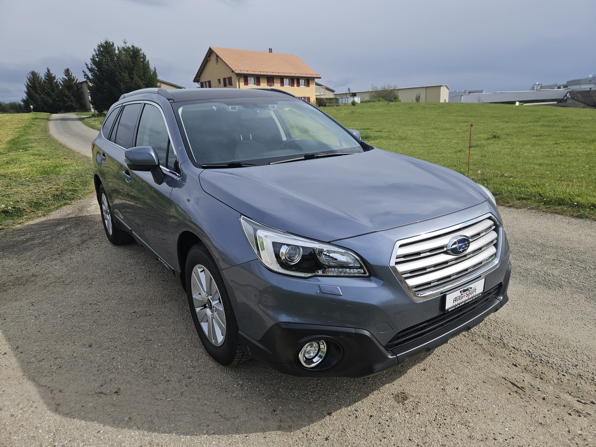 SUBARU Outback Legacy 2.0D Swiss AWD Automat.-showroom-element-2