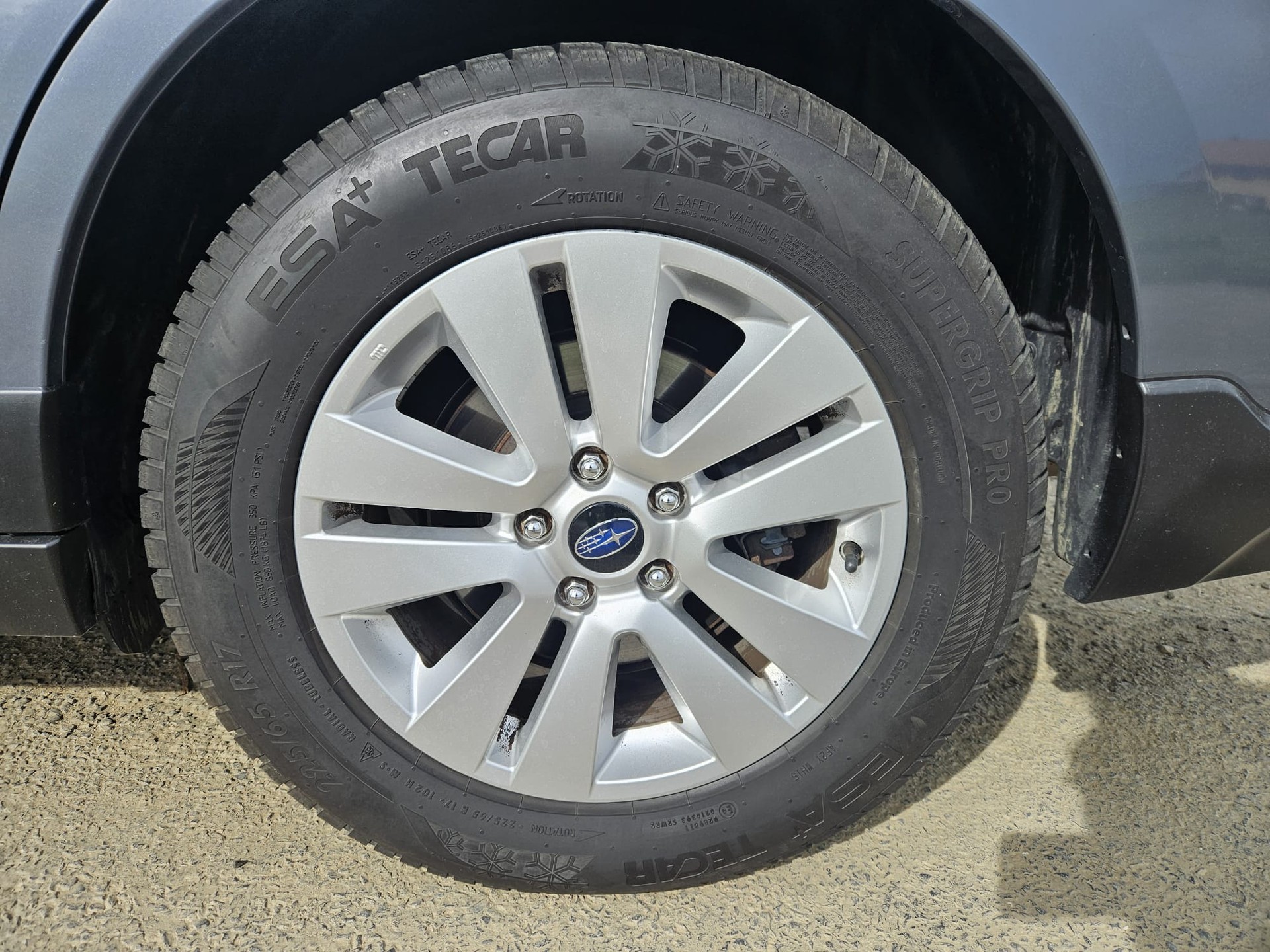 SUBARU Outback Legacy 2.0D Swiss AWD Automat.-image-22