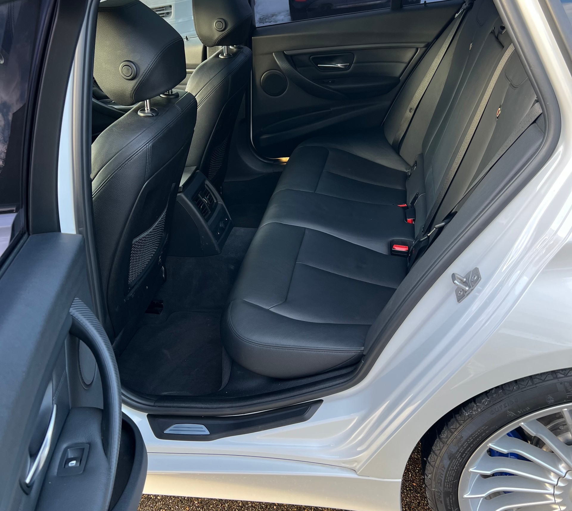 BMW-ALPINA B3 BiTurbo Touring 3.0 xDrive Switch-Tronic-image-5