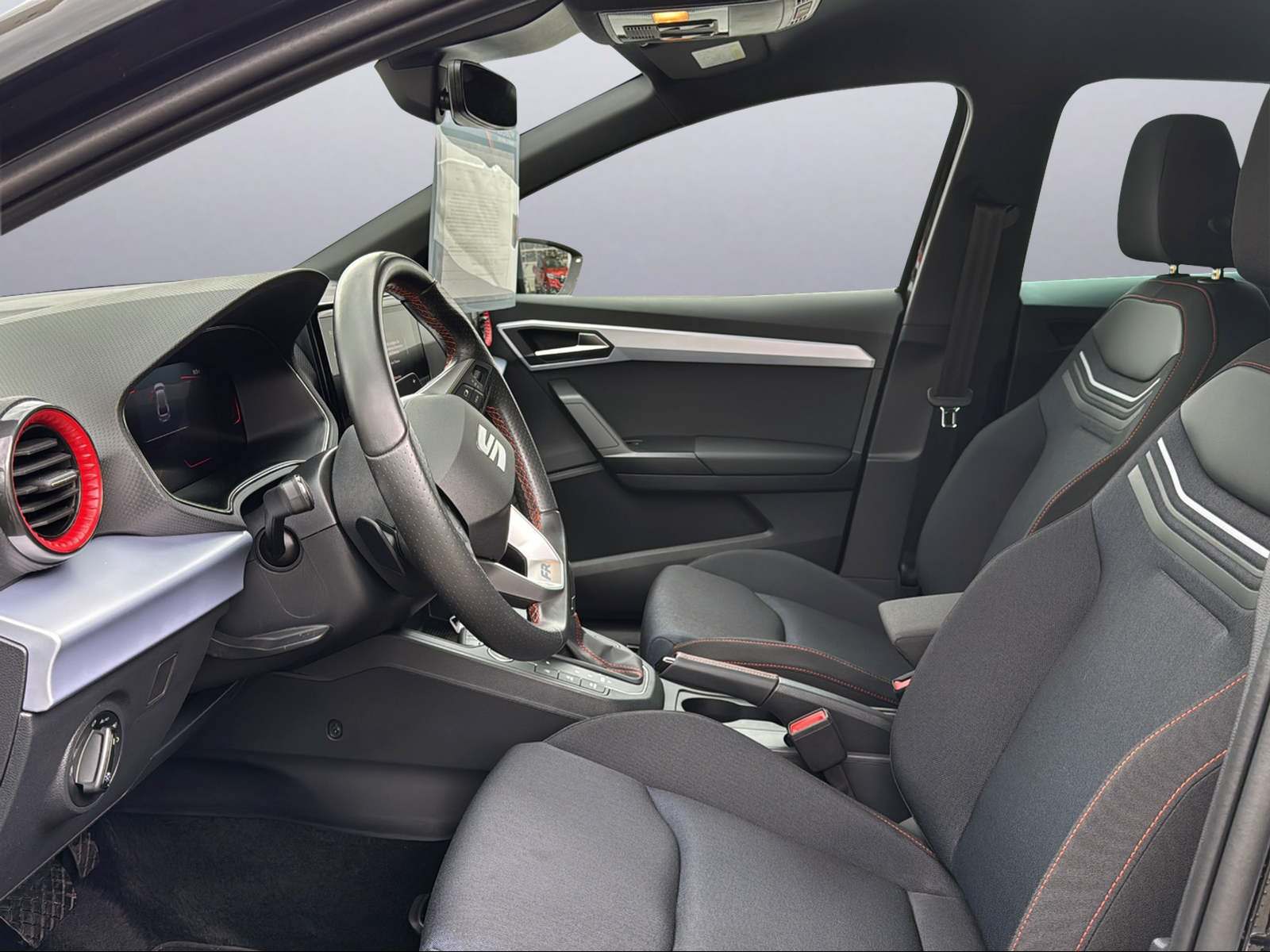 SEAT Ibiza 1.0 TSI 110 FR DSG-image-4