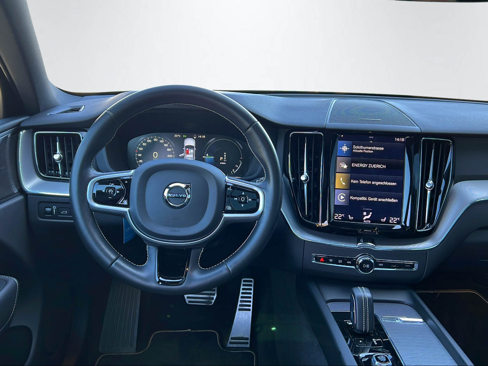 VOLVO XC60 2.0 T6 TE R-Design eAWD-image-12