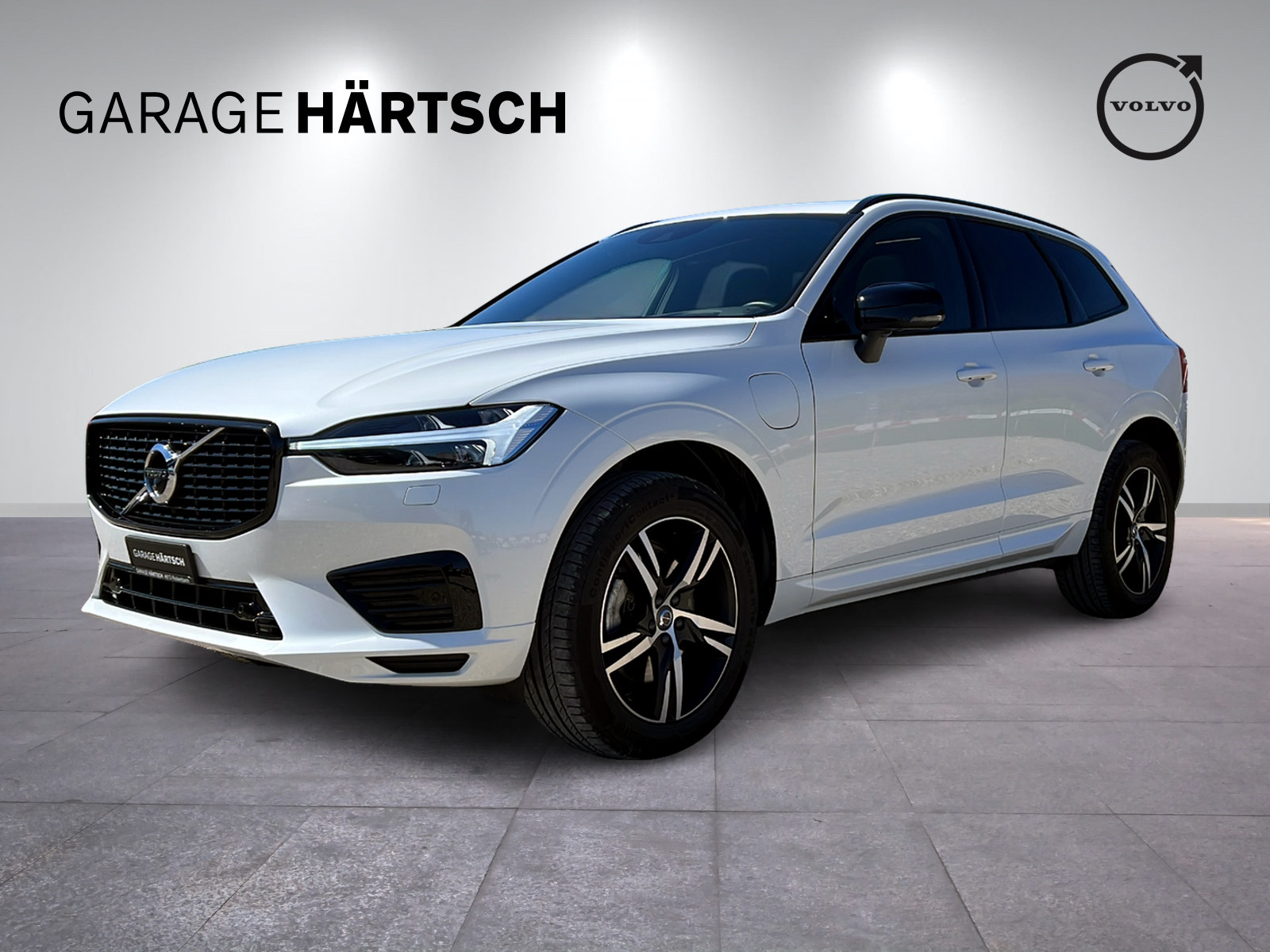 VOLVO XC60 2.0 T6 TE R-Design eAWD-image-0