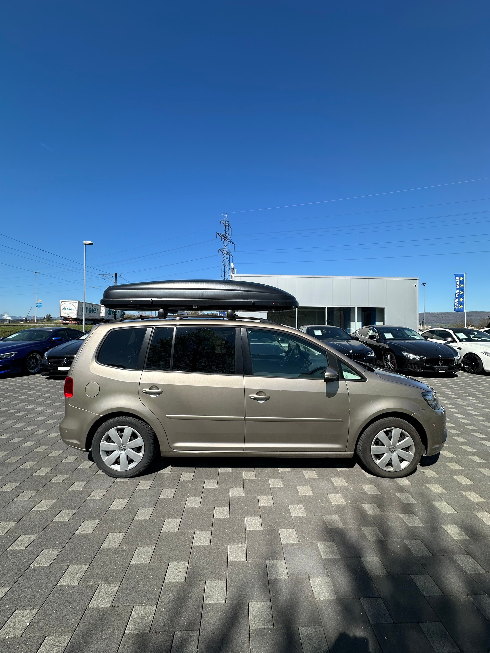 VW Touran 2.0 TDI BMT Comfortline DSG-image-4