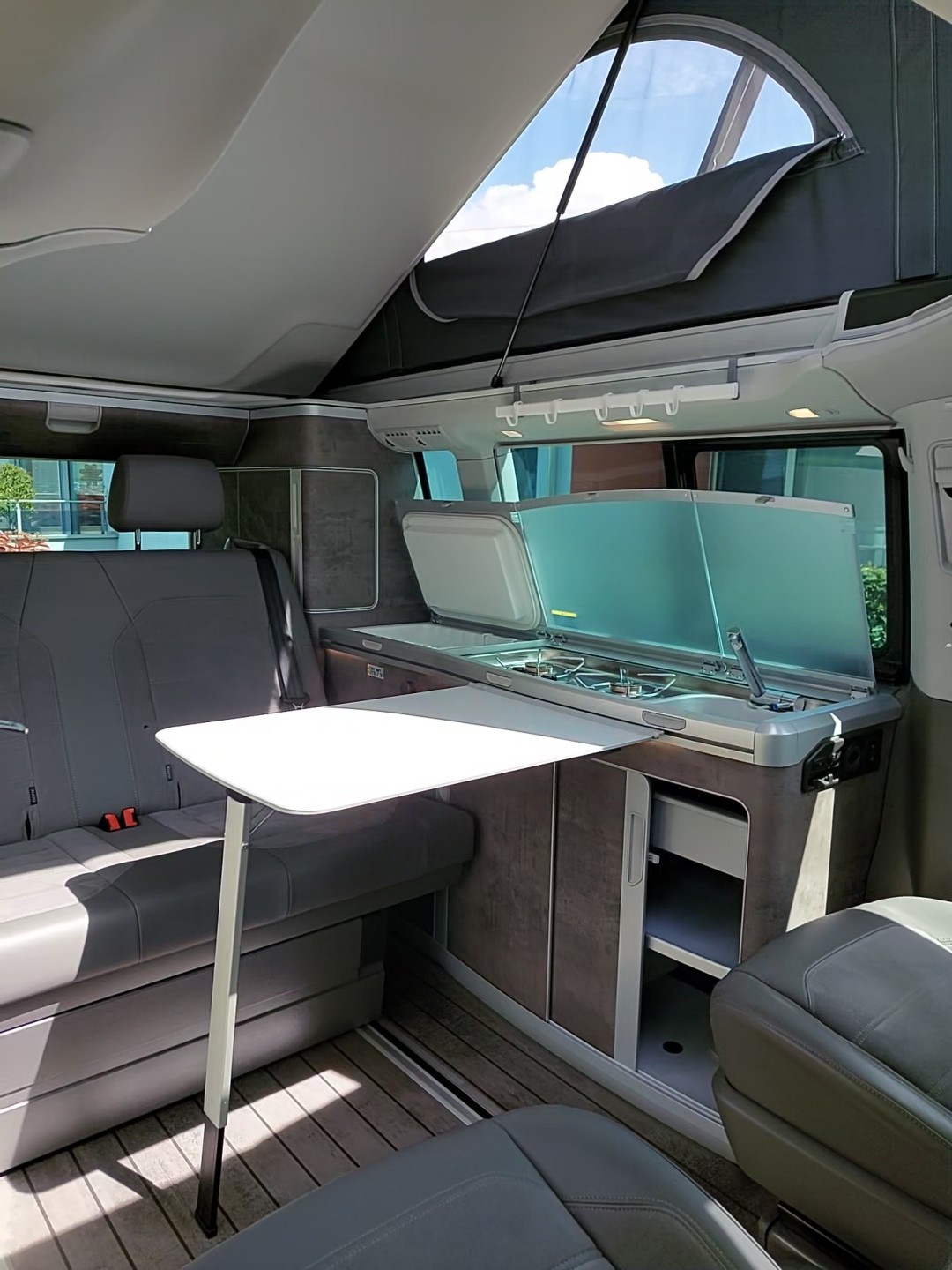 VW T6.1 California 2.0 Bi-TDI Ocean 4Motion DSG-image-6
