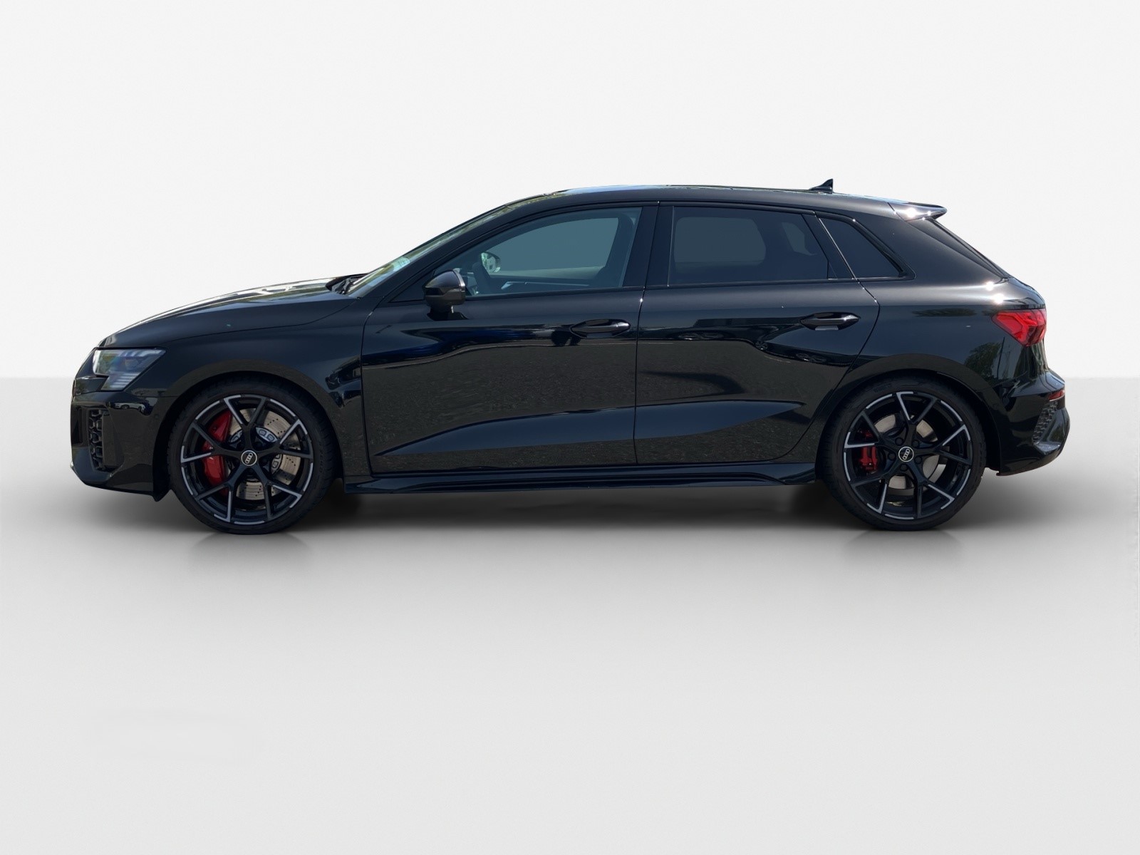 AUDI RS3 Sportback 2.5 TSI quattro S-tronic-image-4