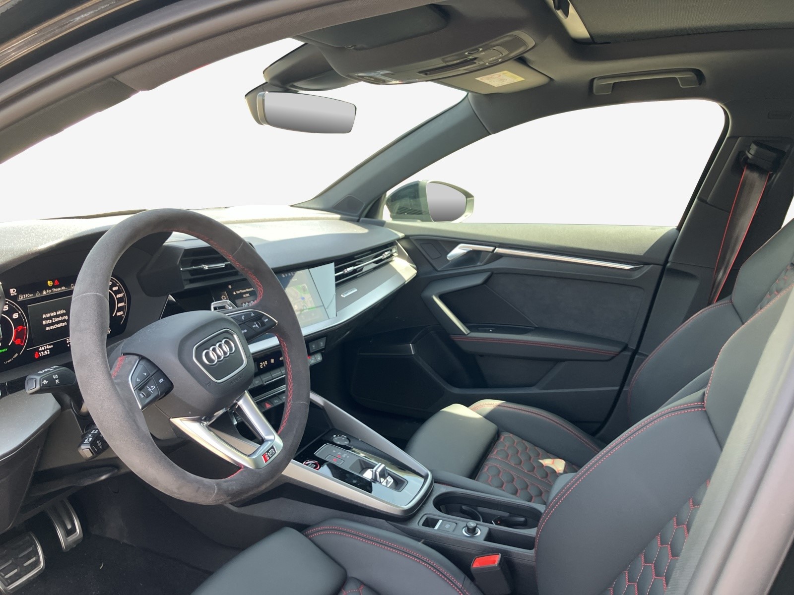 AUDI RS3 Sportback 2.5 TSI quattro S-tronic-image-9