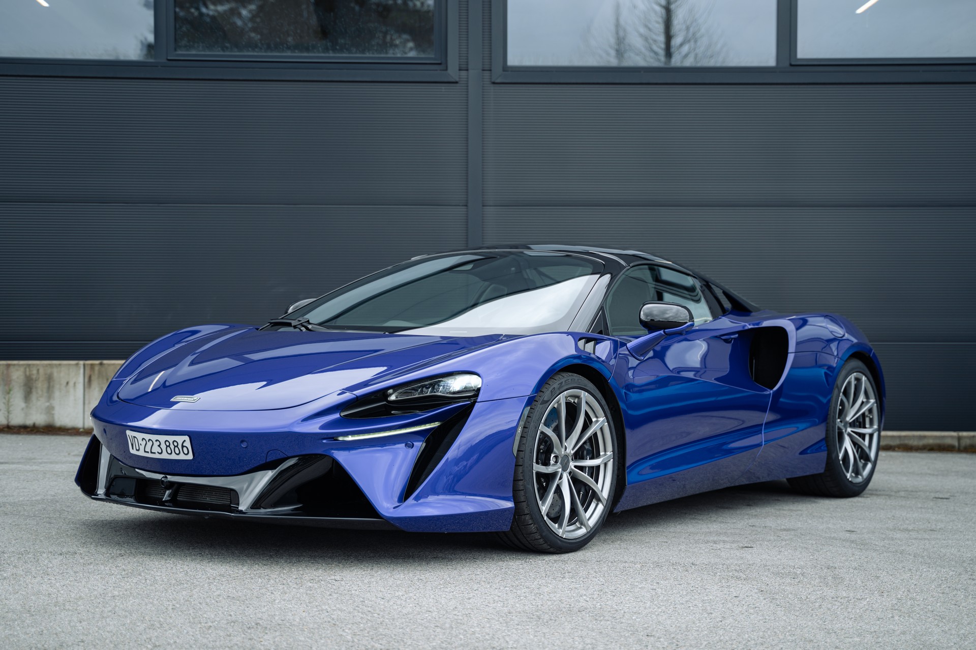 McLAREN ARTURA Spider-image-7