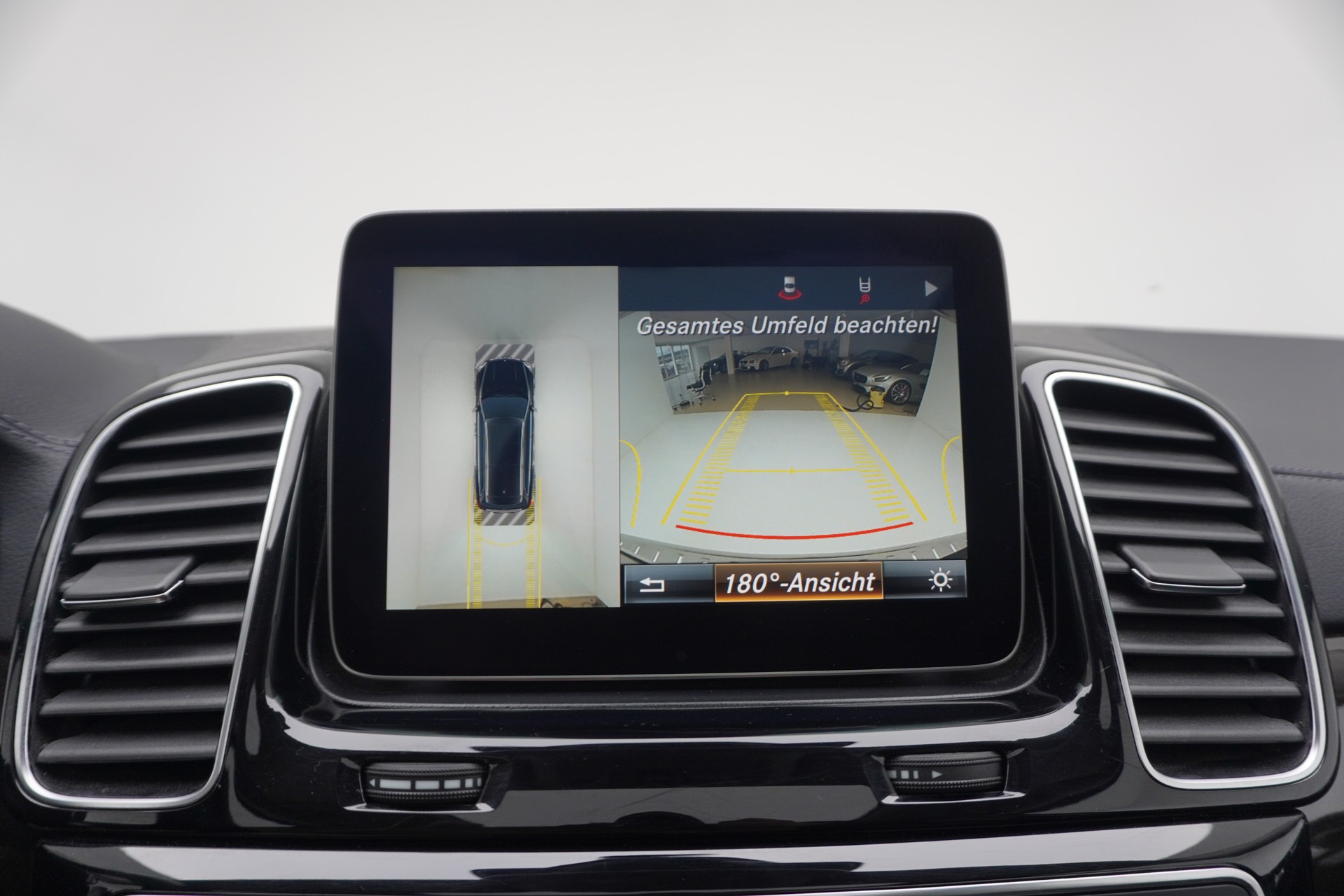 MERCEDES-BENZ GLS 350 d 4Matic 9G-TRONIC-image-21
