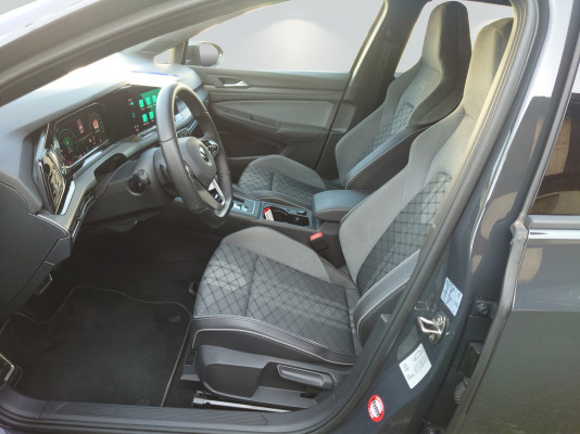 VW Golf 1.5 eTSI mHEV R-Line-image-9