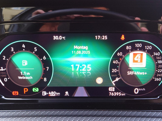 VW Golf 1.5 eTSI mHEV R-Line-image-10