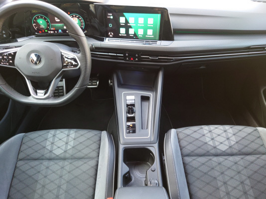 VW Golf 1.5 eTSI mHEV R-Line-image-5