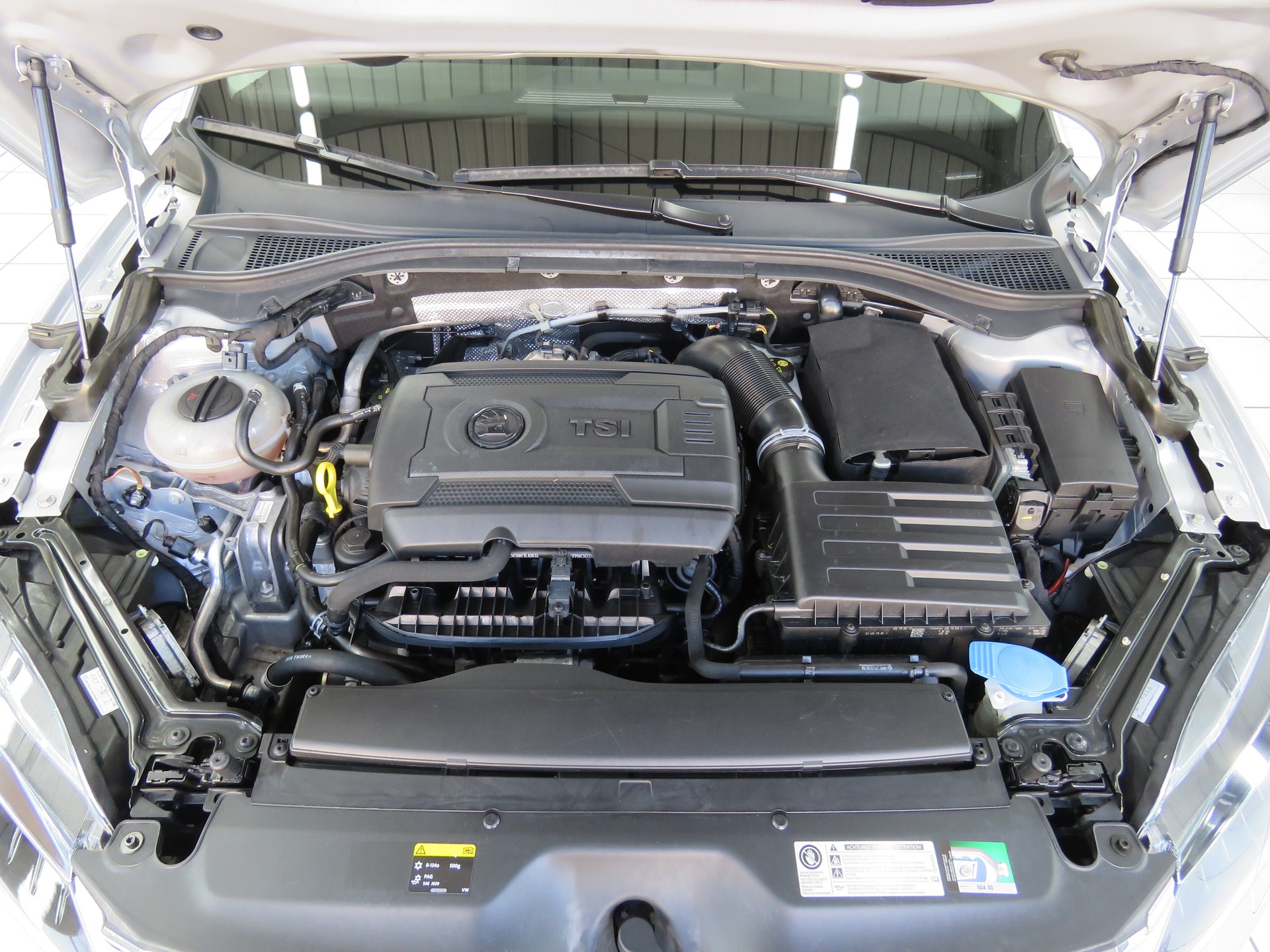 SKODA Superb 1.8 TSI Style DSG (Automat)-image-22