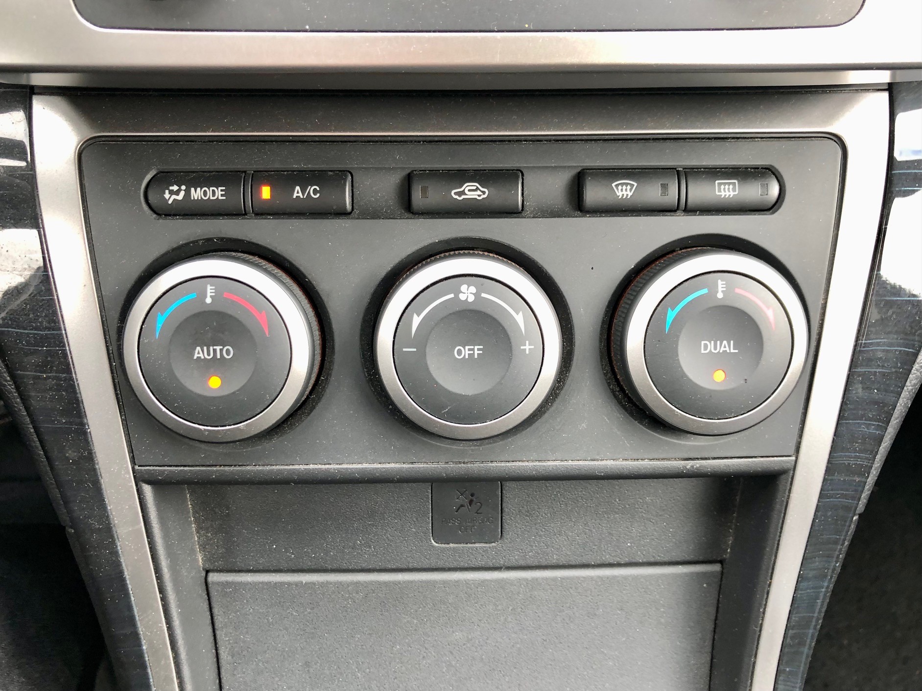 MAZDA 6 2.0 CD 16V Exclusive-image-14