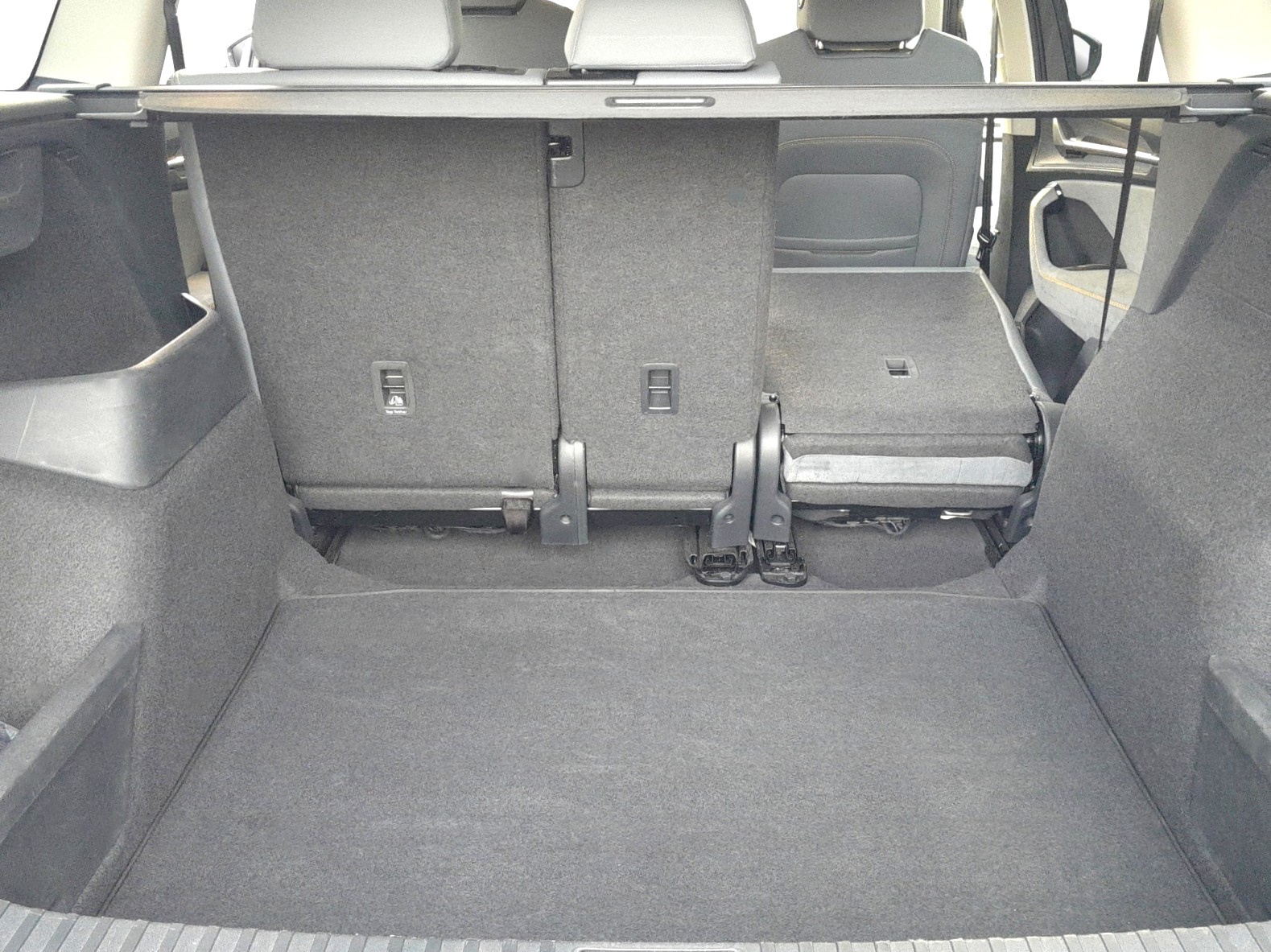 SKODA Kodiaq 2.0 TDI Selection 4x4-image-12
