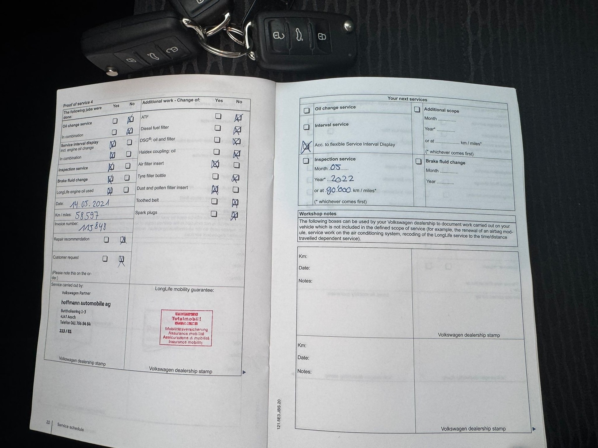 VW Golf Variant 1.6 TDI BMT Trendline DSG-image-24