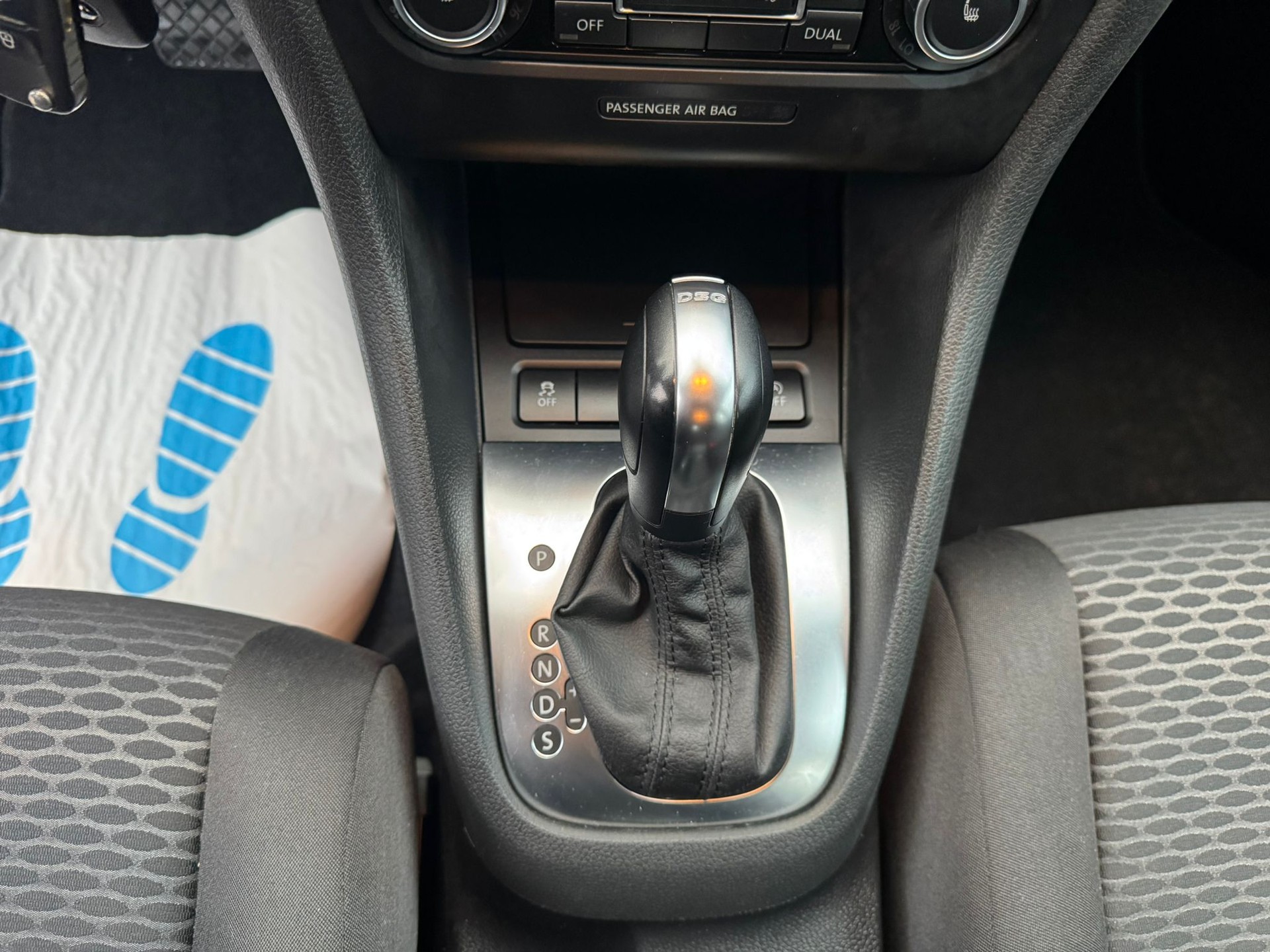 VW Golf Variant 1.6 TDI BMT Trendline DSG-image-18