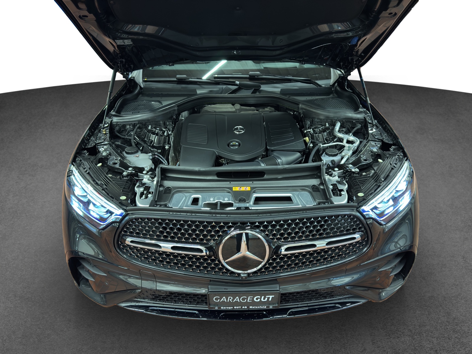 MERCEDES-BENZ GLC 300 4Matic 9G-Tronic-image-20