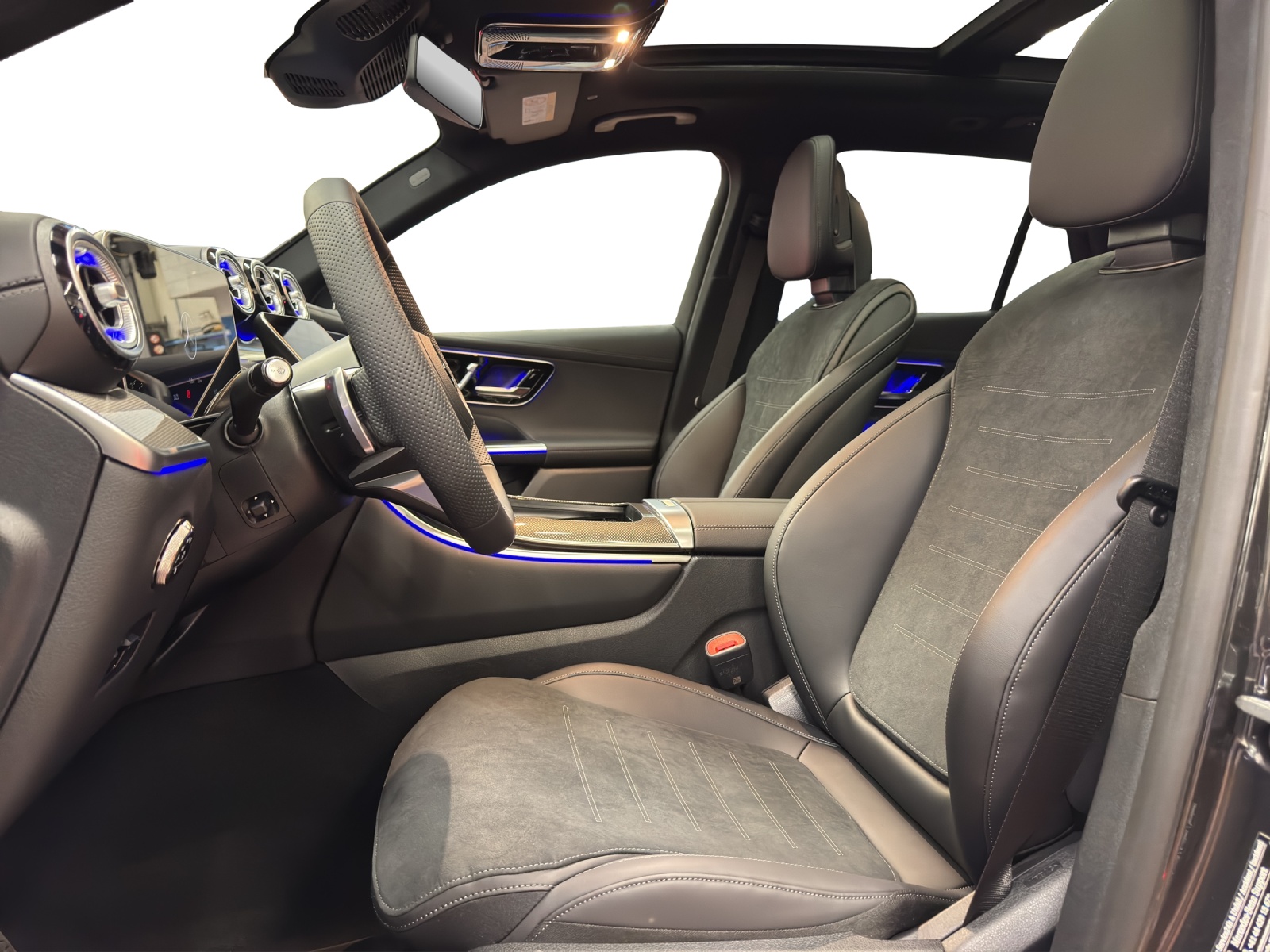 MERCEDES-BENZ GLC 300 4Matic 9G-Tronic-image-8