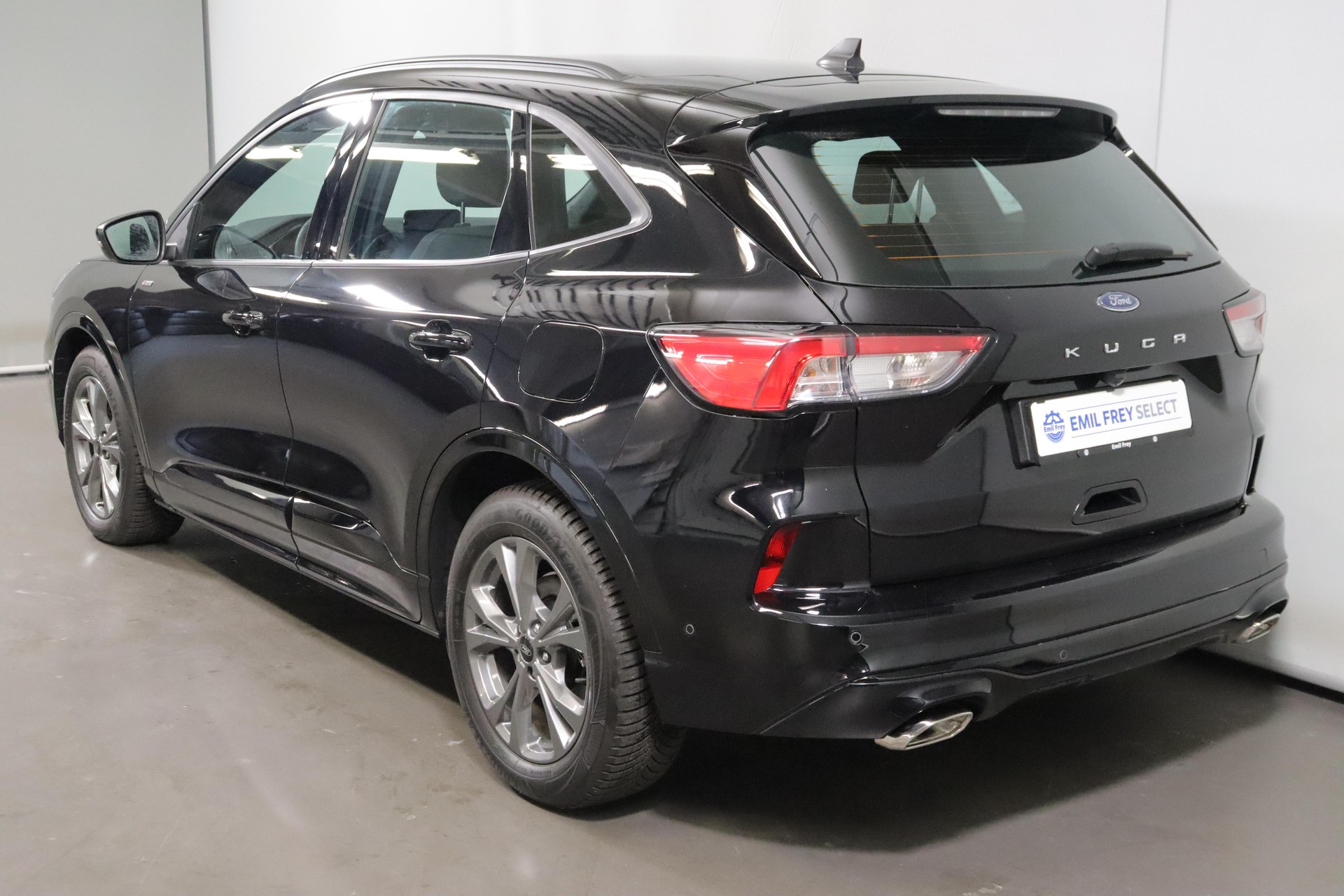FORD Kuga 2.0 EcoBlue ST-Line-image-13