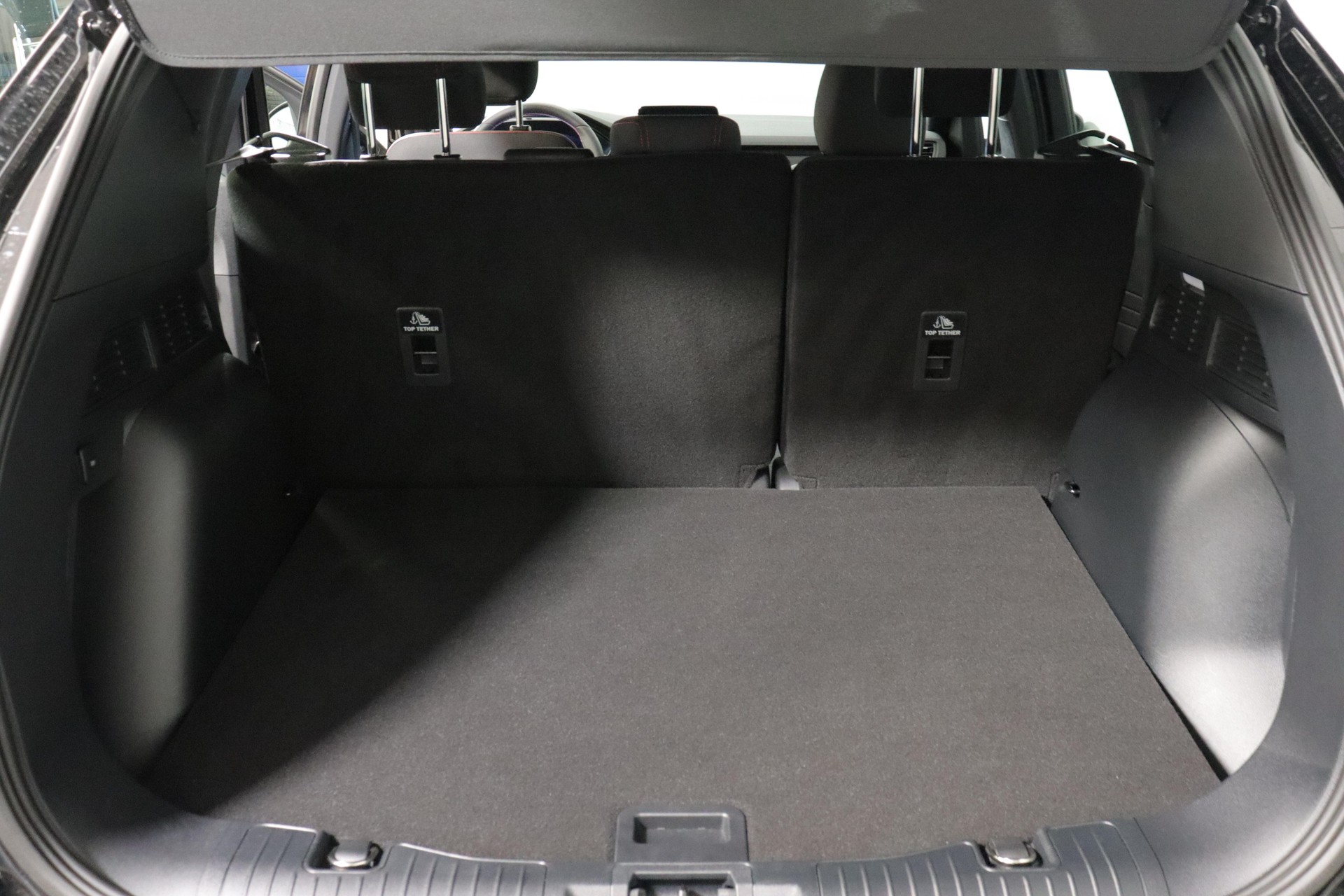 FORD Kuga 2.0 EcoBlue ST-Line-image-12