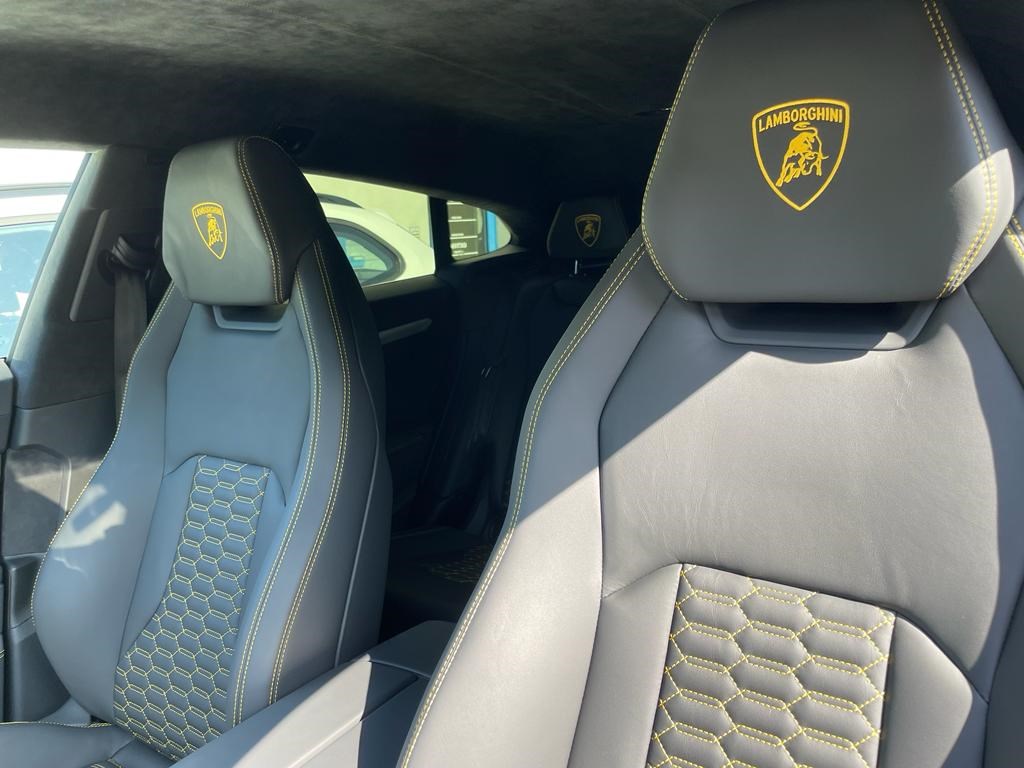 LAMBORGHINI Urus E-Gear-image-8