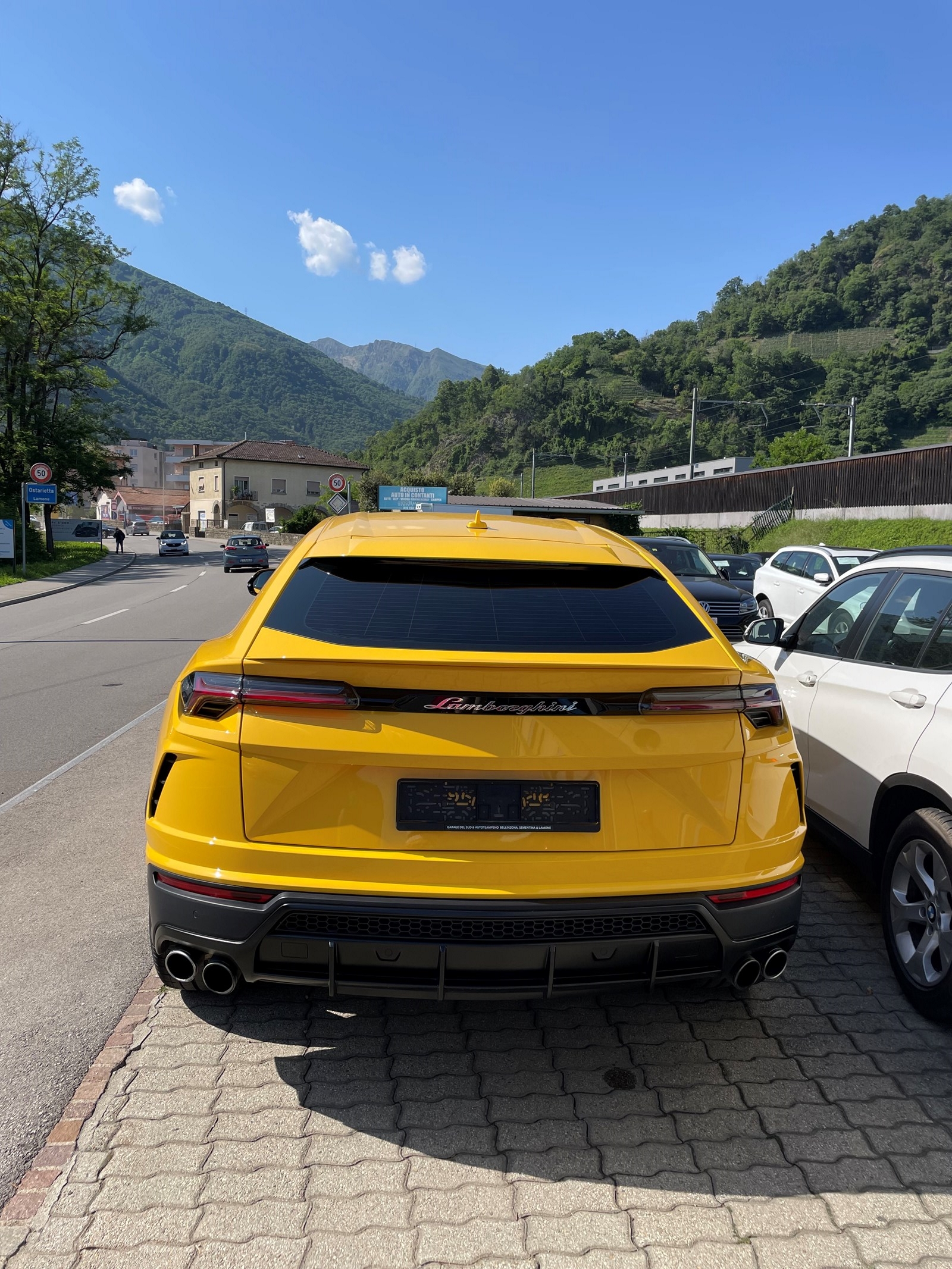 LAMBORGHINI Urus E-Gear-image-5