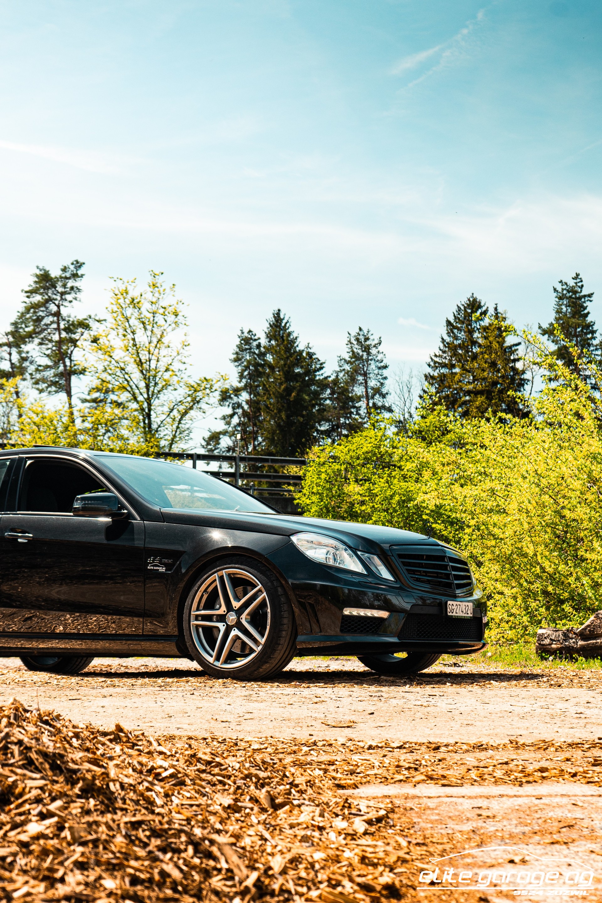 MERCEDES-BENZ E 63 AMG Speedshift MCT ALL BLACK LIEBHABERFAHRZEUG-image-7