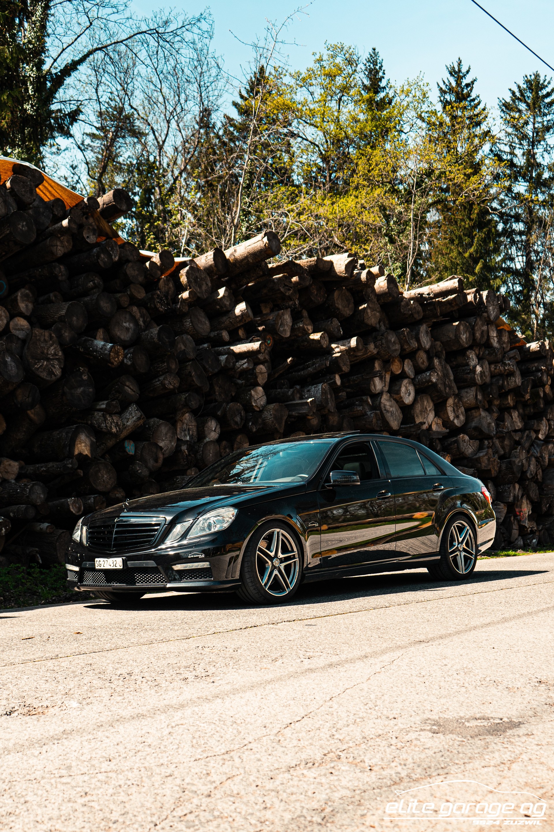 MERCEDES-BENZ E 63 AMG Speedshift MCT ALL BLACK LIEBHABERFAHRZEUG-image-0