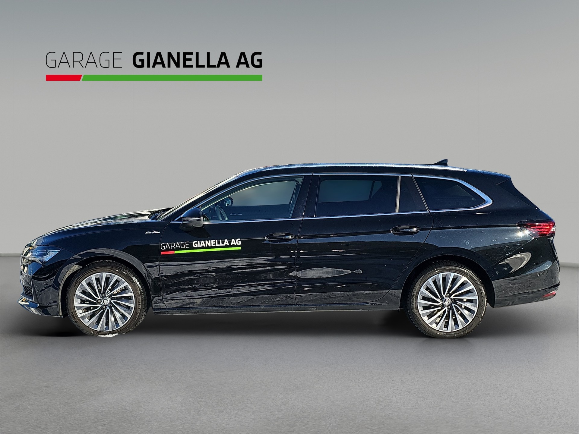 SKODA Superb Combi 2.0 TSI L&K 4x4 DSG-showroom-element-1