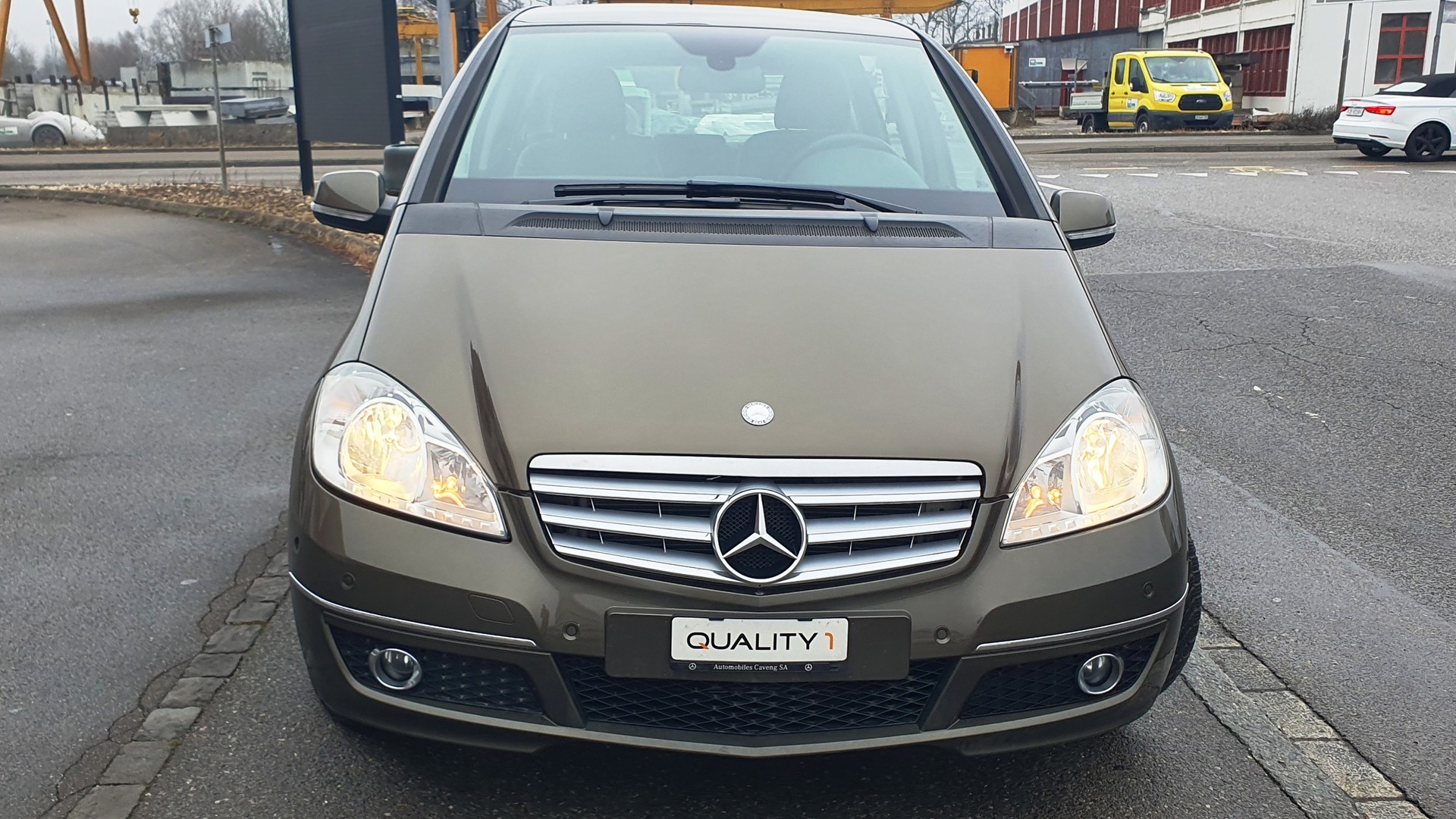 MERCEDES-BENZ A 170 Avantgarde Edition A-image-1