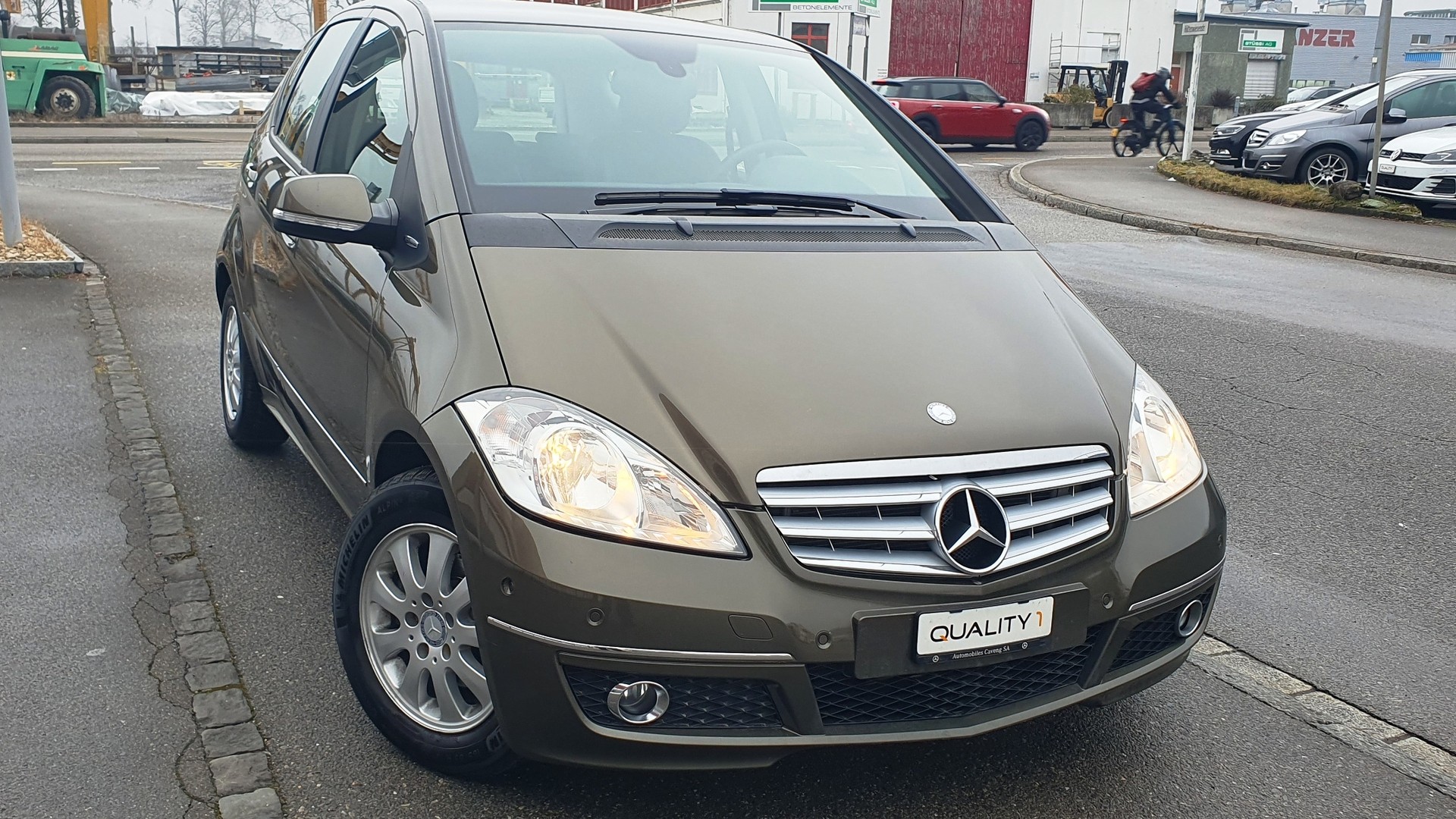 MERCEDES-BENZ A 170 Avantgarde Edition A-image-0