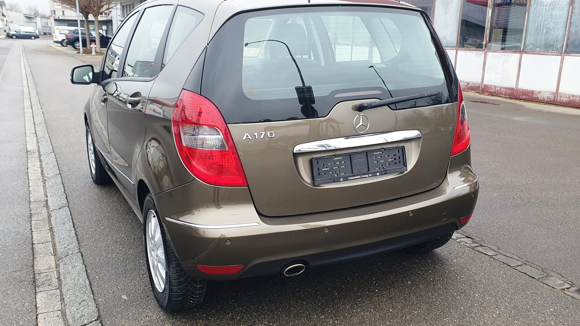 MERCEDES-BENZ A 170 Avantgarde Edition A-image-6