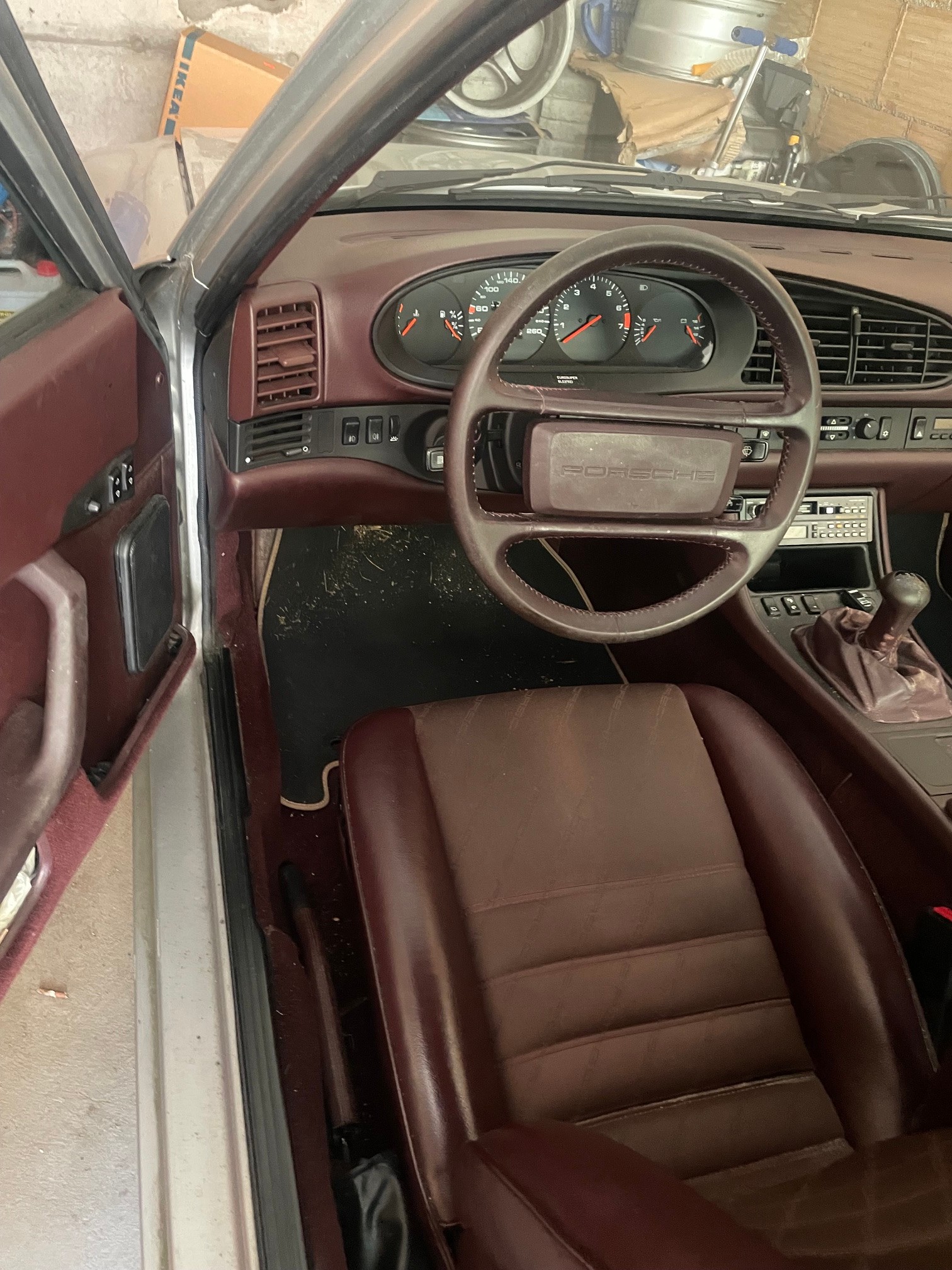 PORSCHE S2-image-3