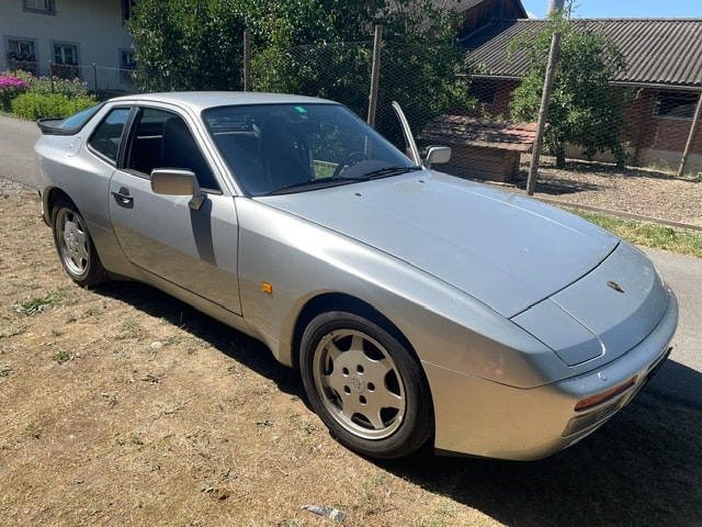 PORSCHE S2