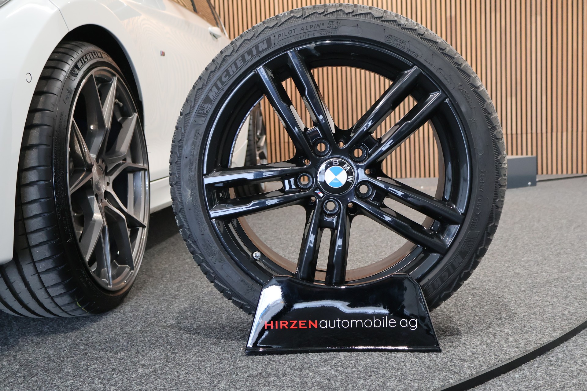 BMW M140i xDrive Steptronic Special Edition-image-30